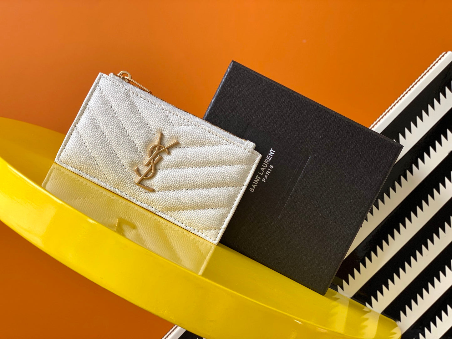 【Original Leather】💋 MONOGRAM FRAGMENTS card case! Model: 607915