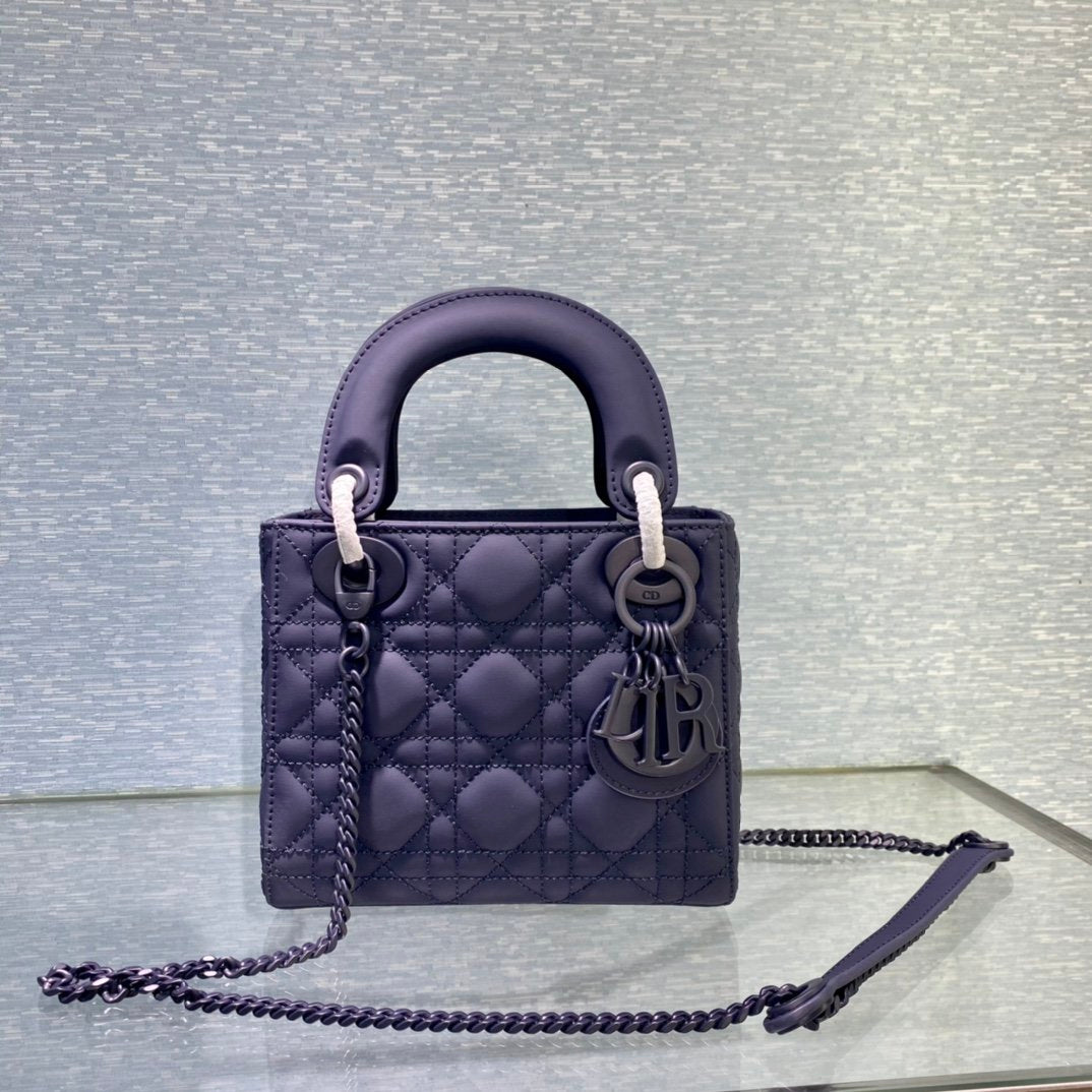 🤍🤍Lady Dior My 20cm