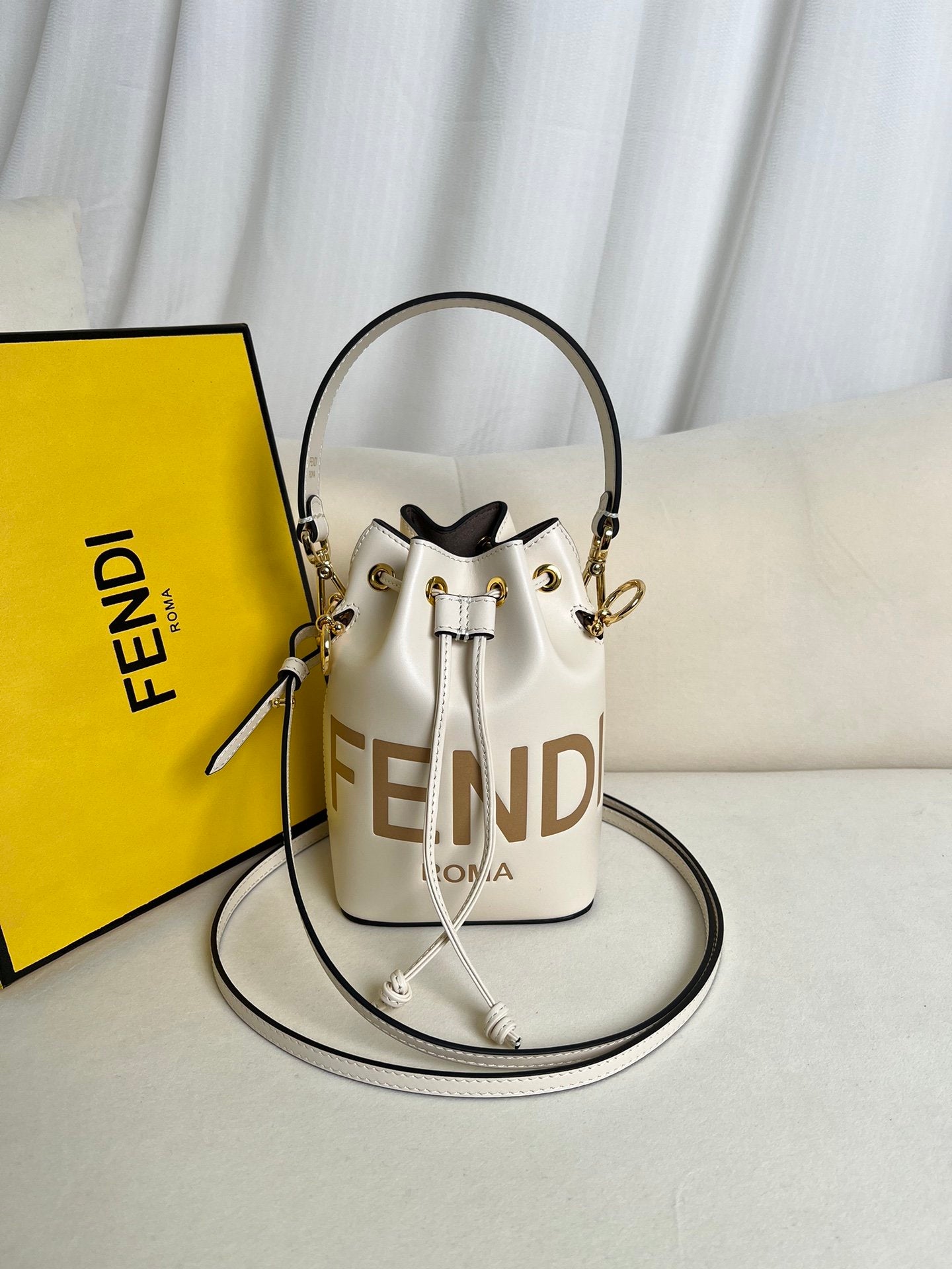 Mon Tresor Mini bag more details