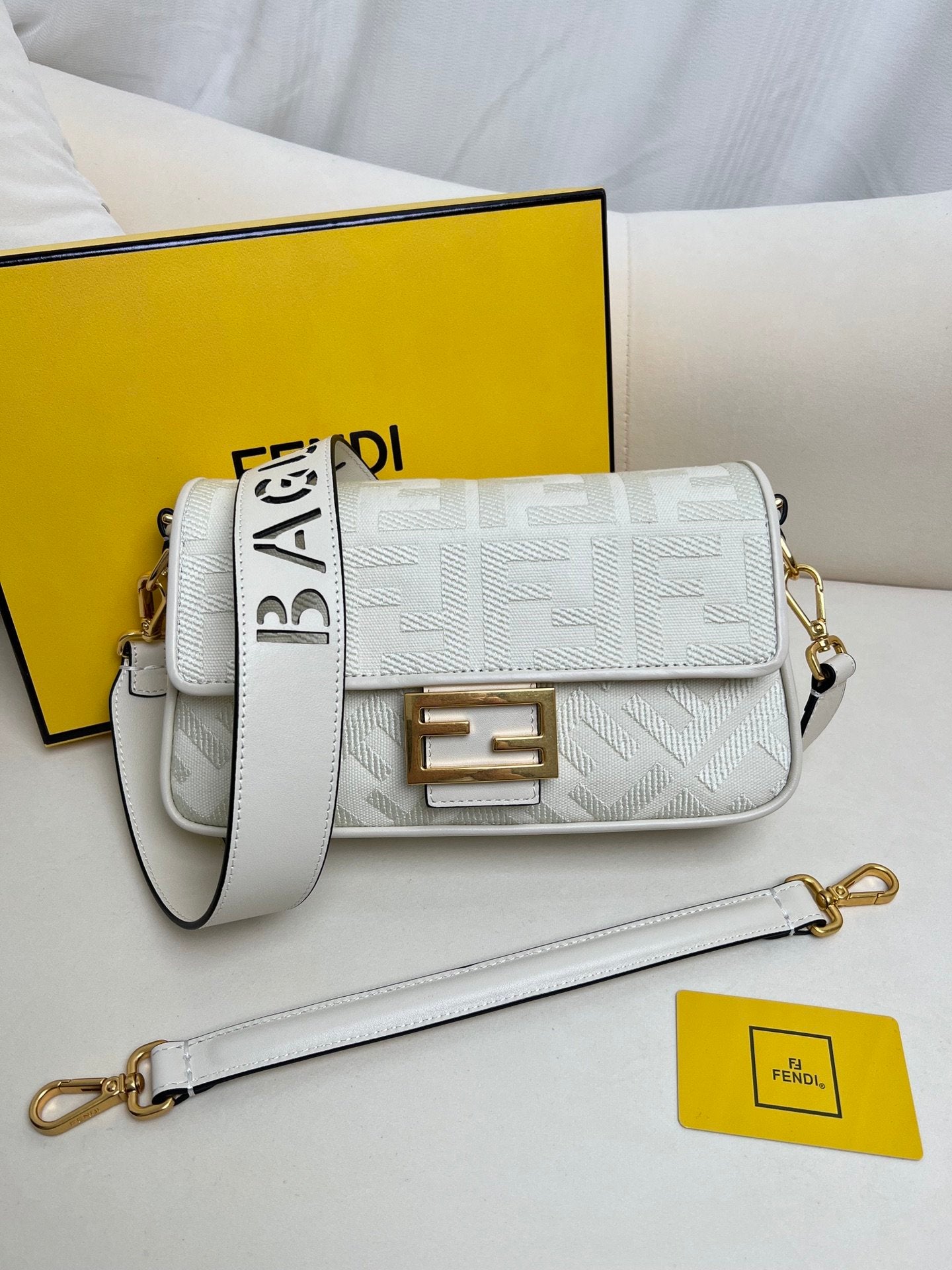 FENDI hot classic Baguette