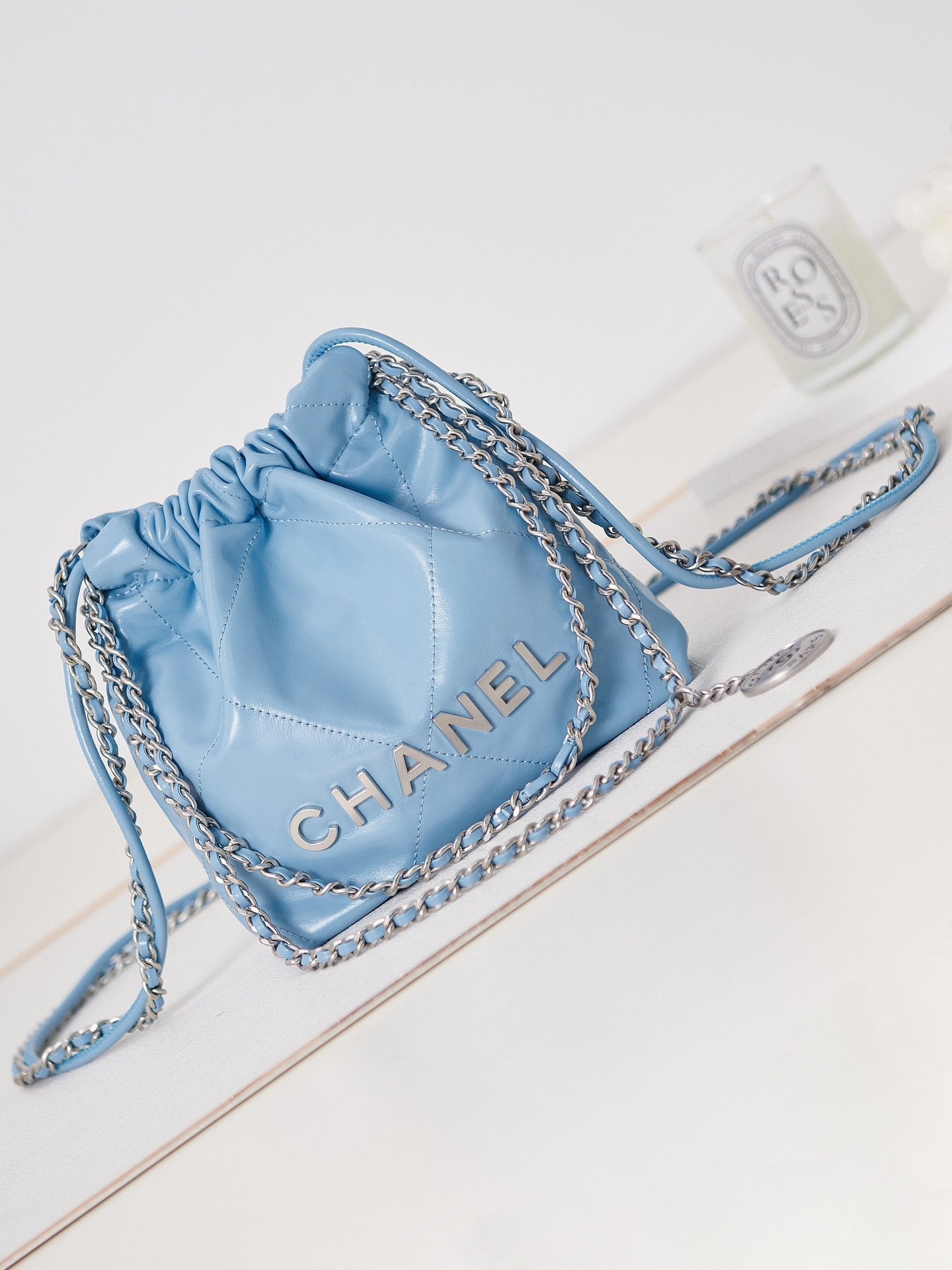 23🥰 Chanel's mini22 hit the heart
