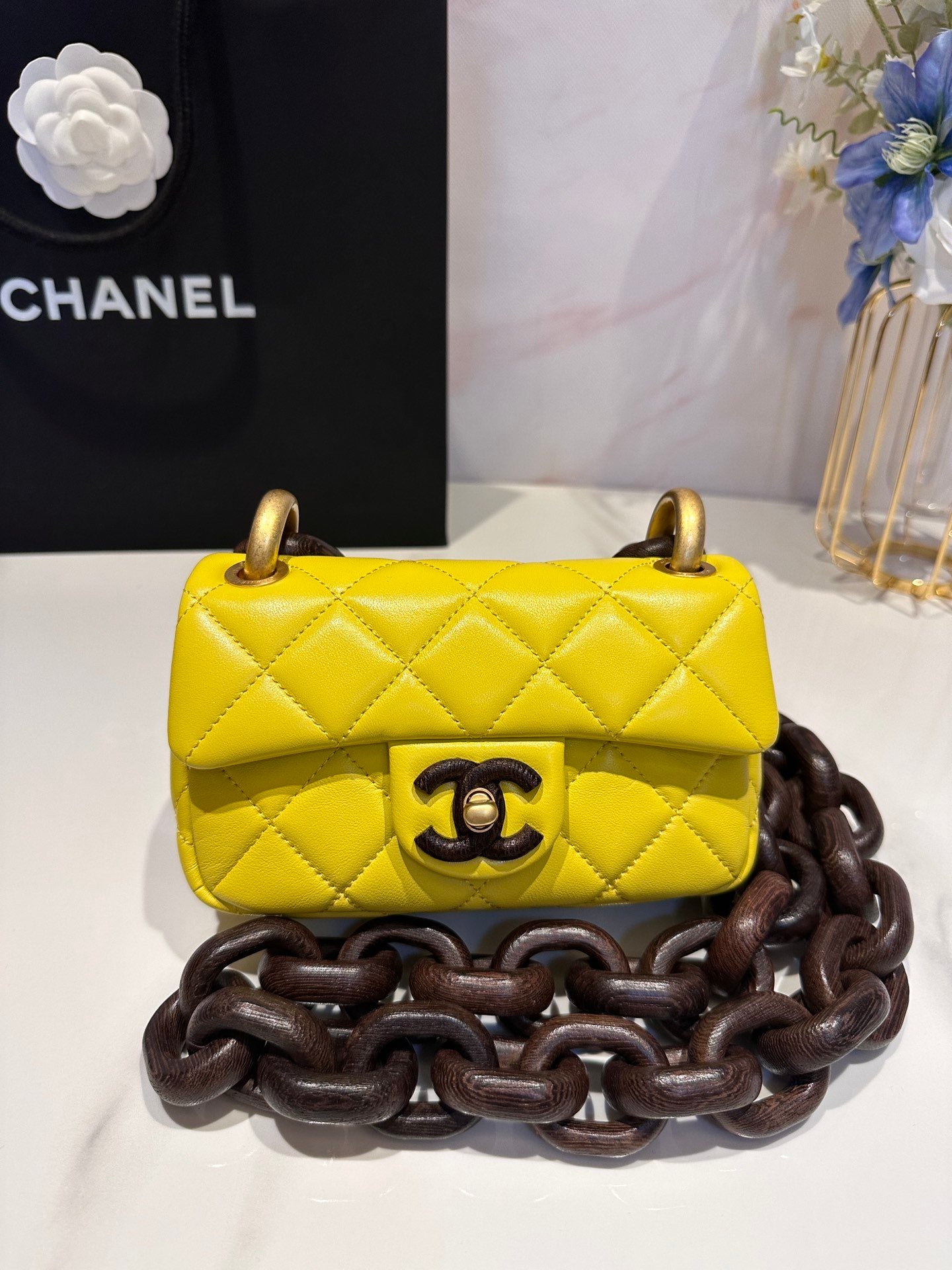 Chanel23A đ¤Handcraft workshop cfminiâď¸Itâs better to plant grass firstâ