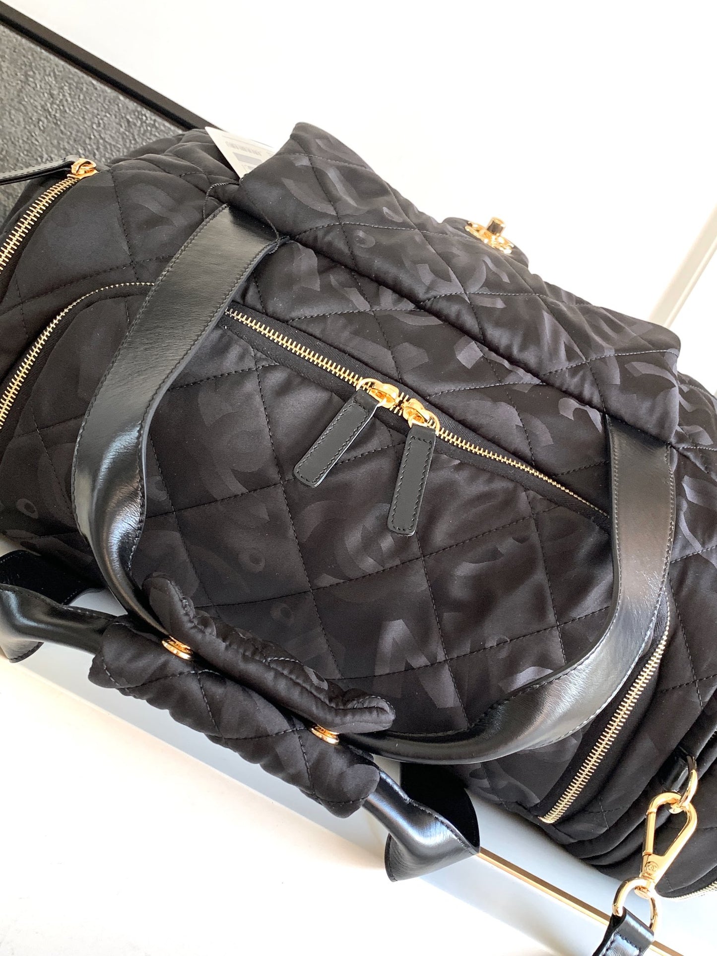 Spot supply 💥💥Chanel coco neige ski ⛷️ series travel bag