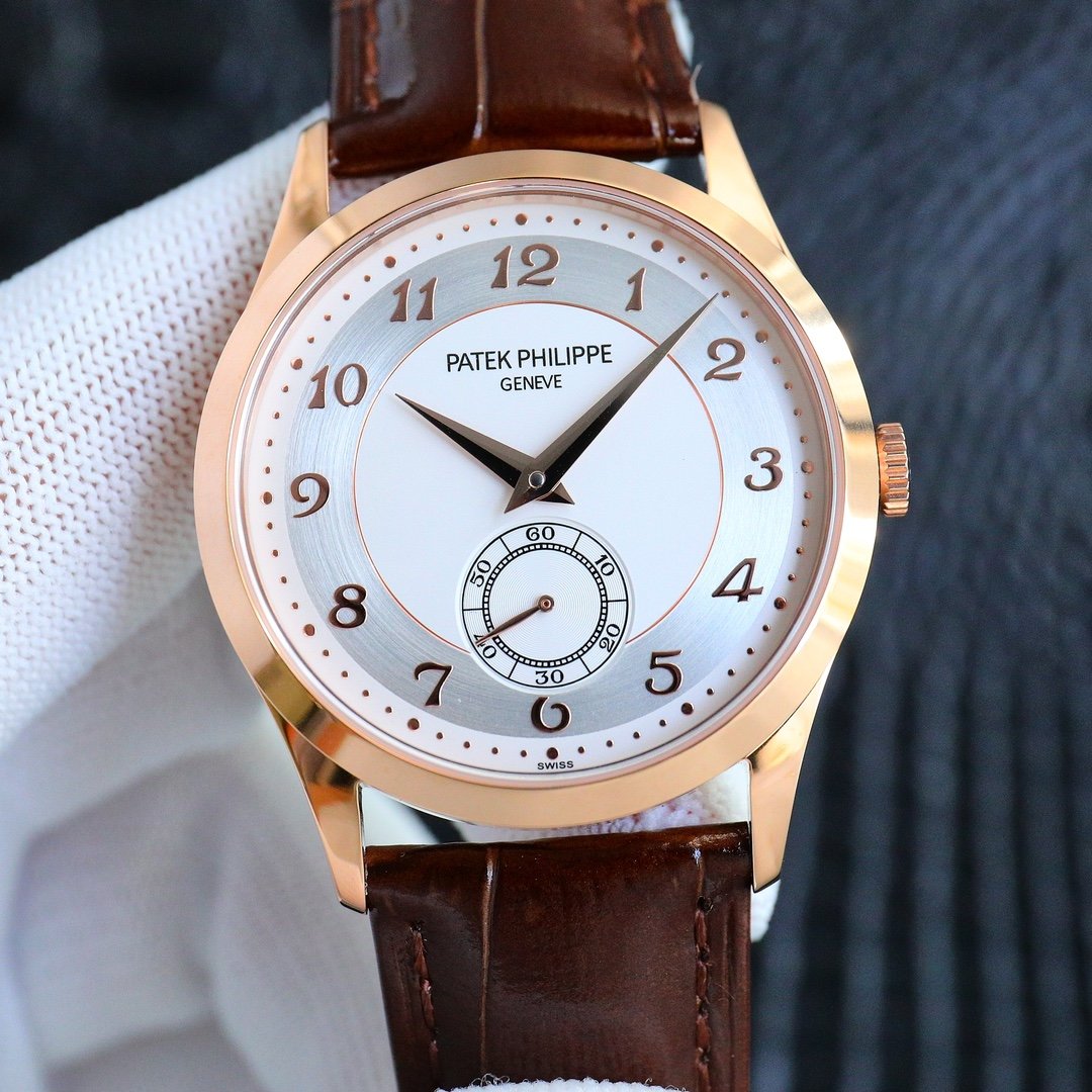 The new product—Patek Philippe, the king of formal watches, makes a shocking debut.