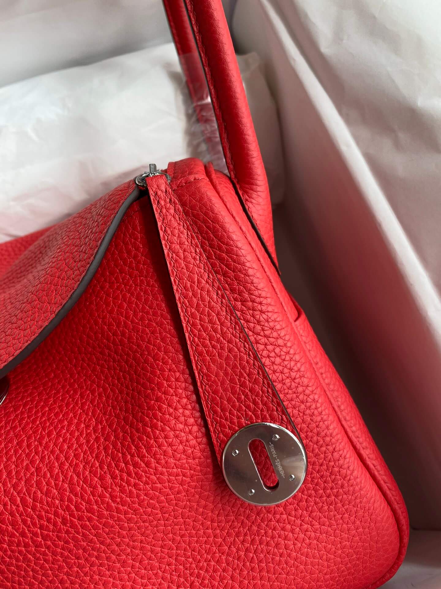 LD26cm, red silver buckle