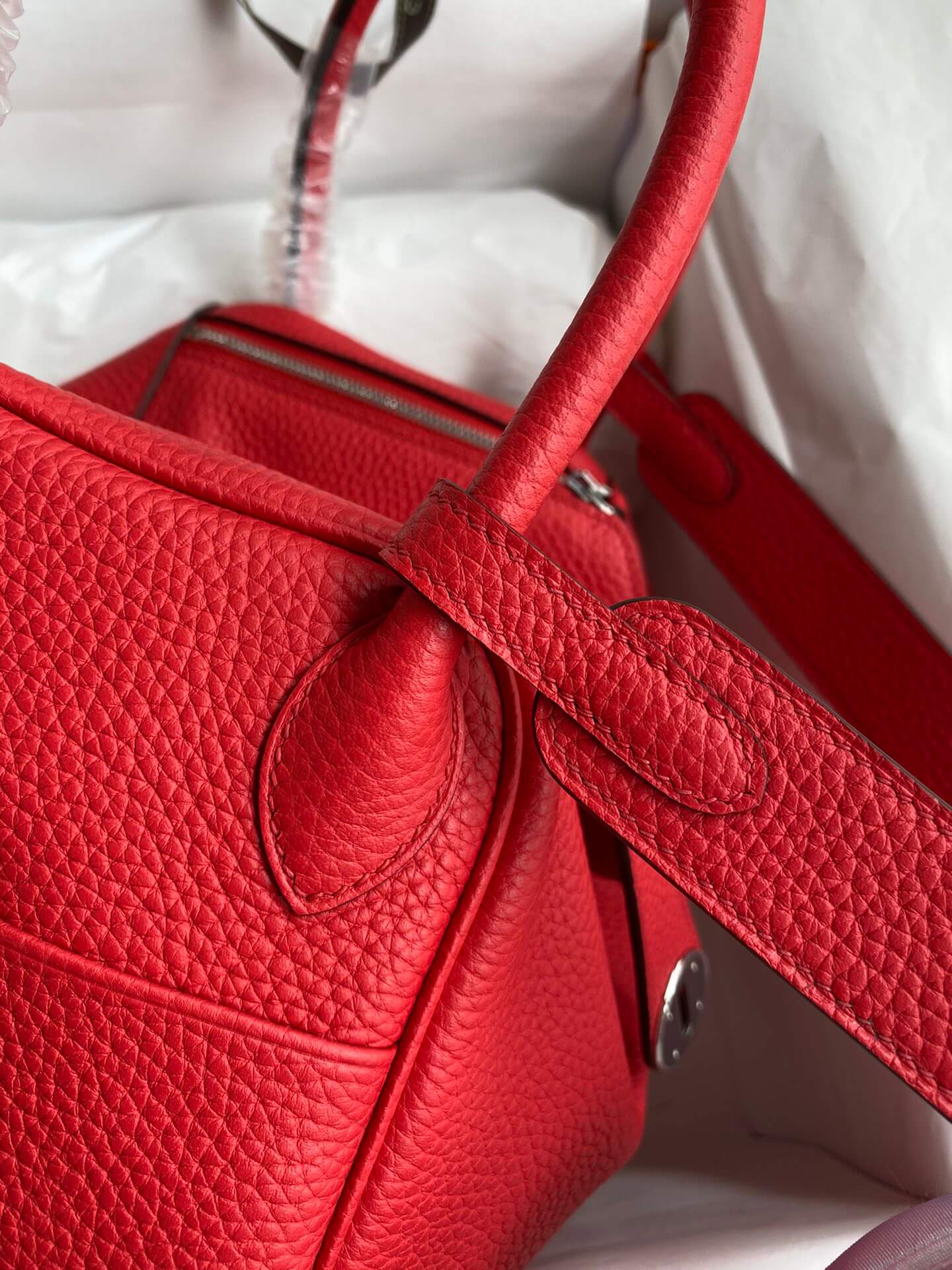 LD26cm, red silver buckle