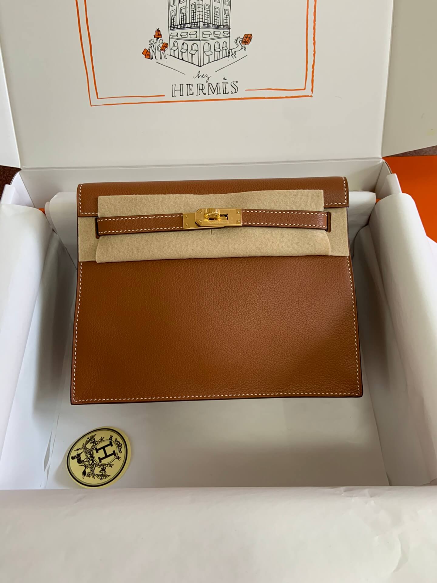 Ky danse 22cm , golden brown