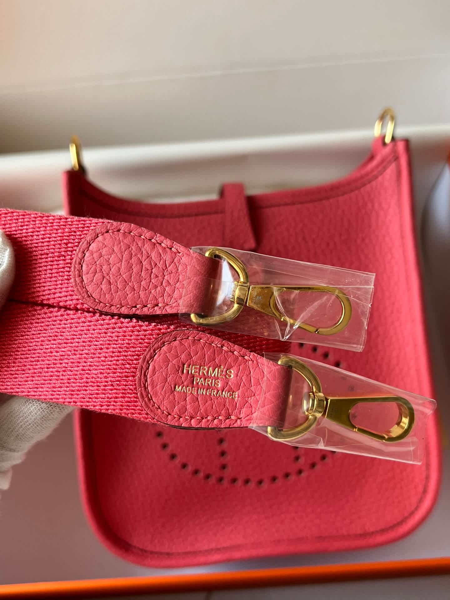 Evelyne17cm, lipstick powder