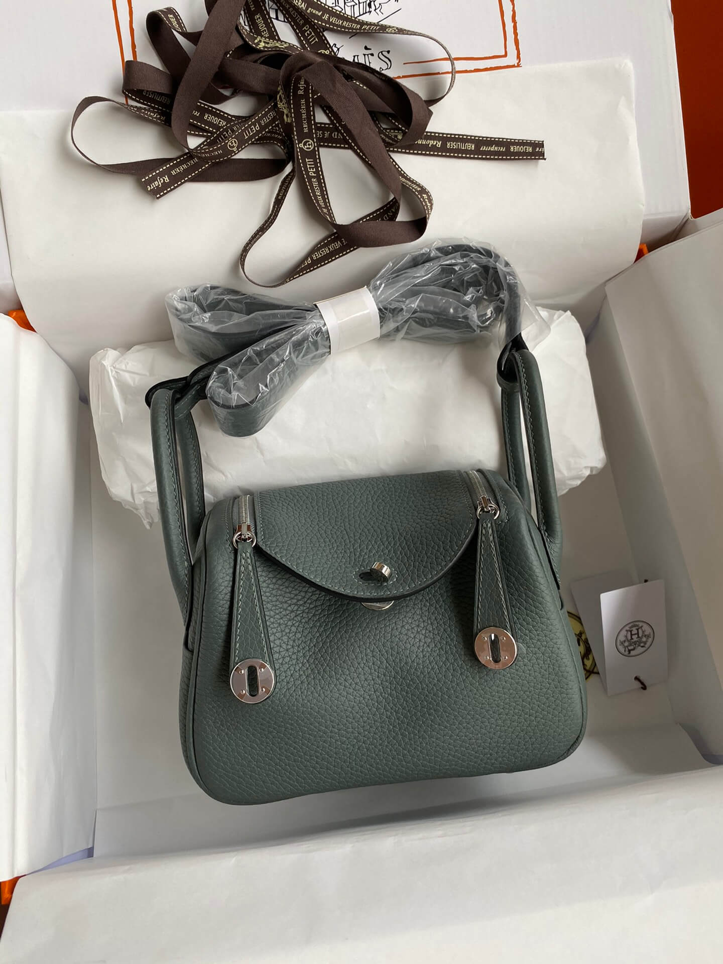 LD19cm, cumulonimbus gray