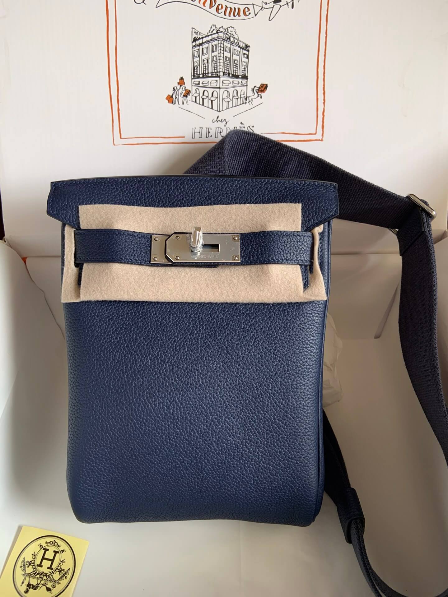 Hermes HAC A DOS,s dark blue