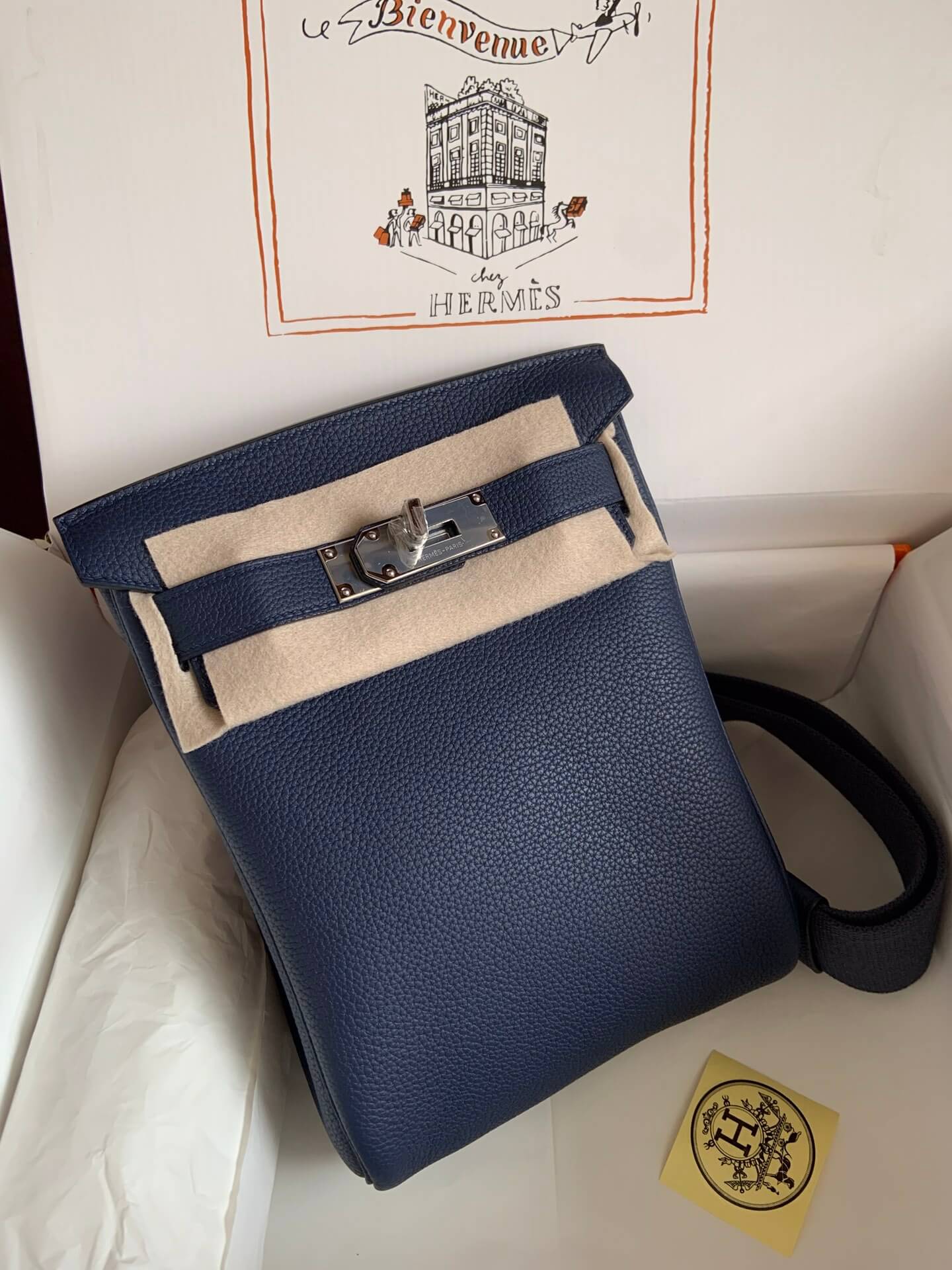 Hermes HAC A DOS,s dark blue