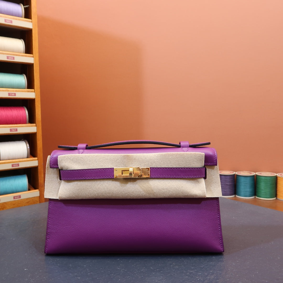 KL, 22cmswift: sea anemone purple