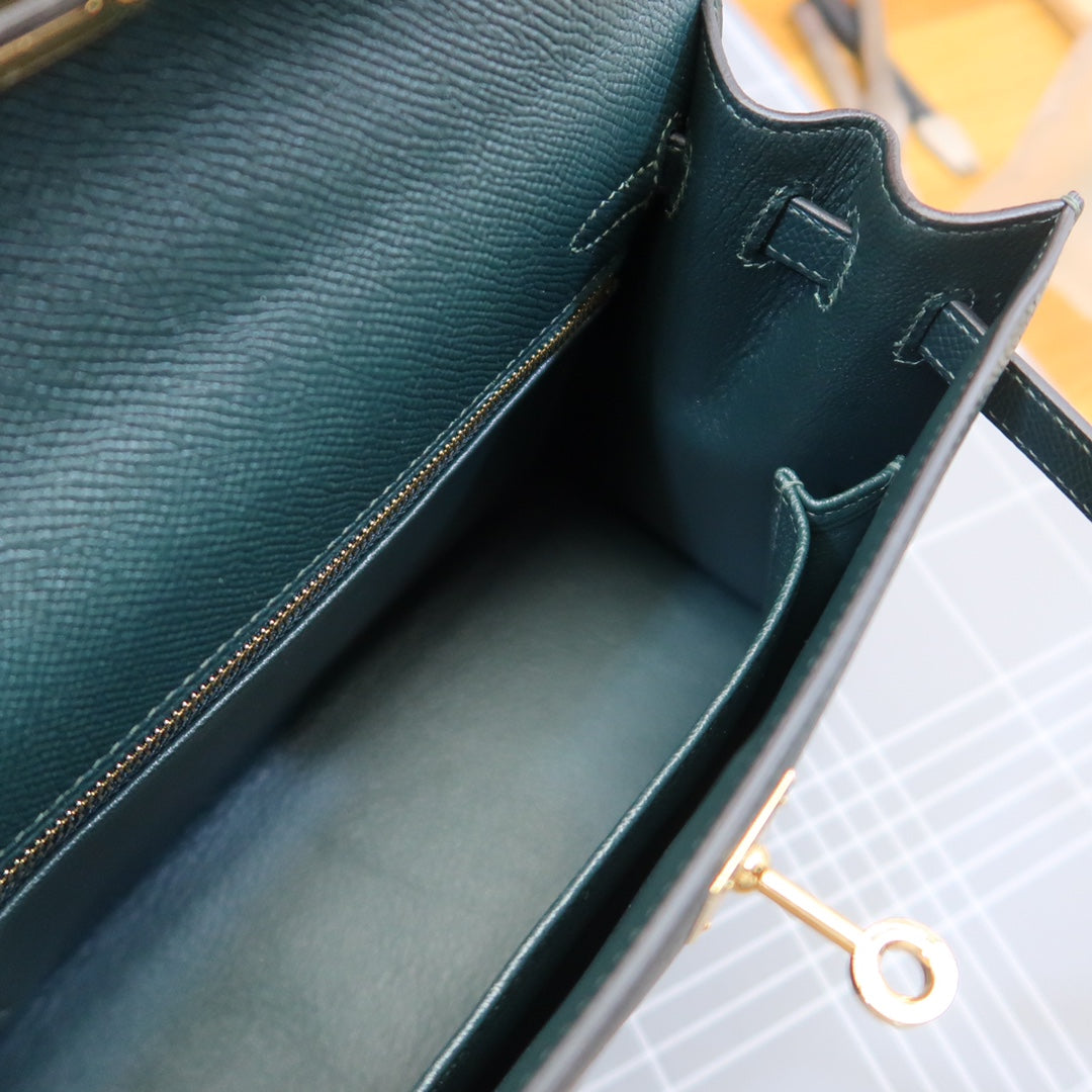 KL25cmepsom: Pine green