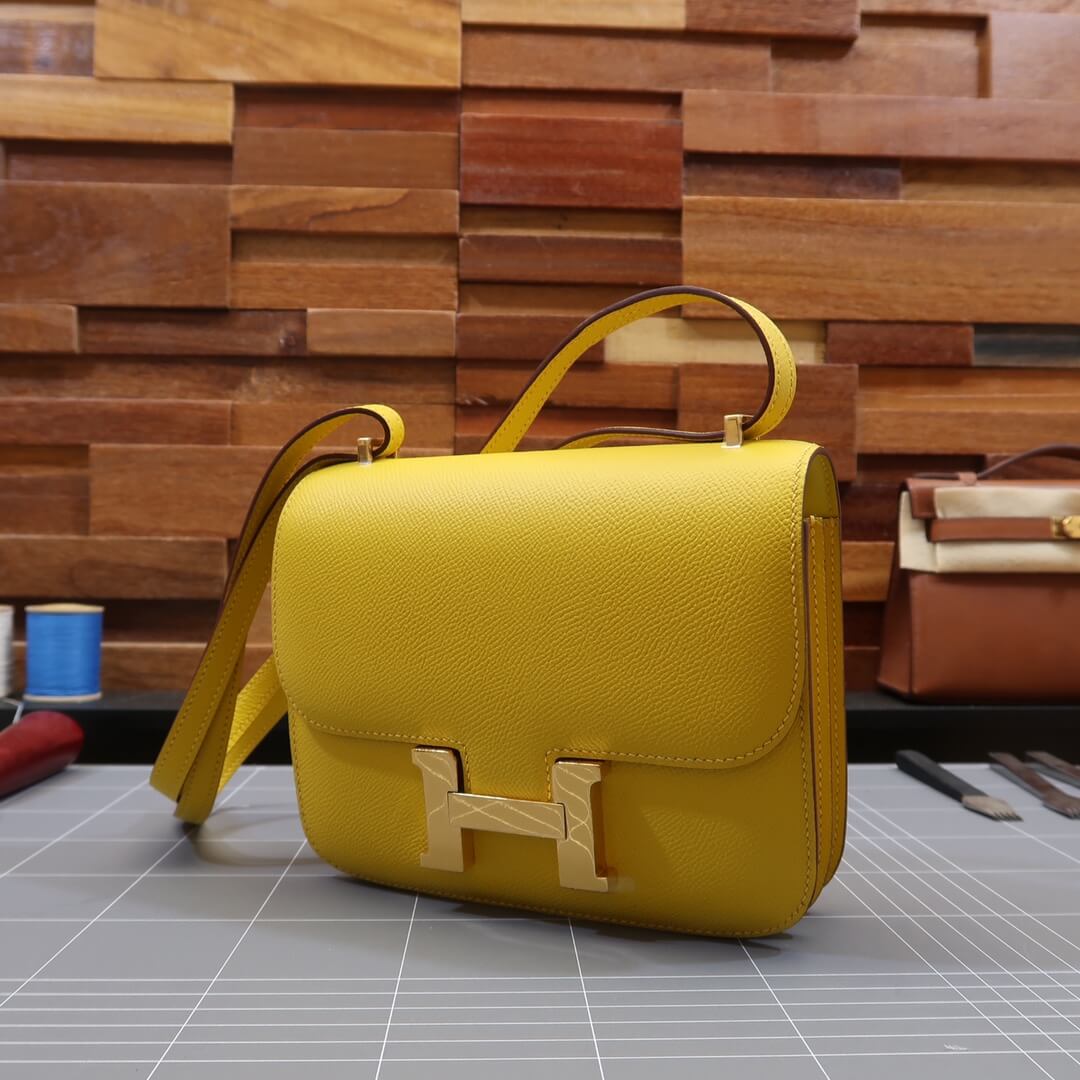 Constance: amber yellow