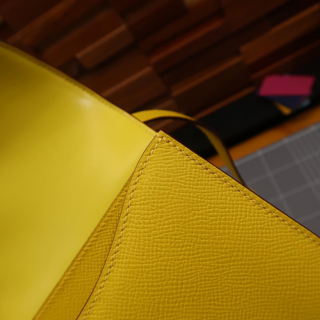 Constance: amber yellow