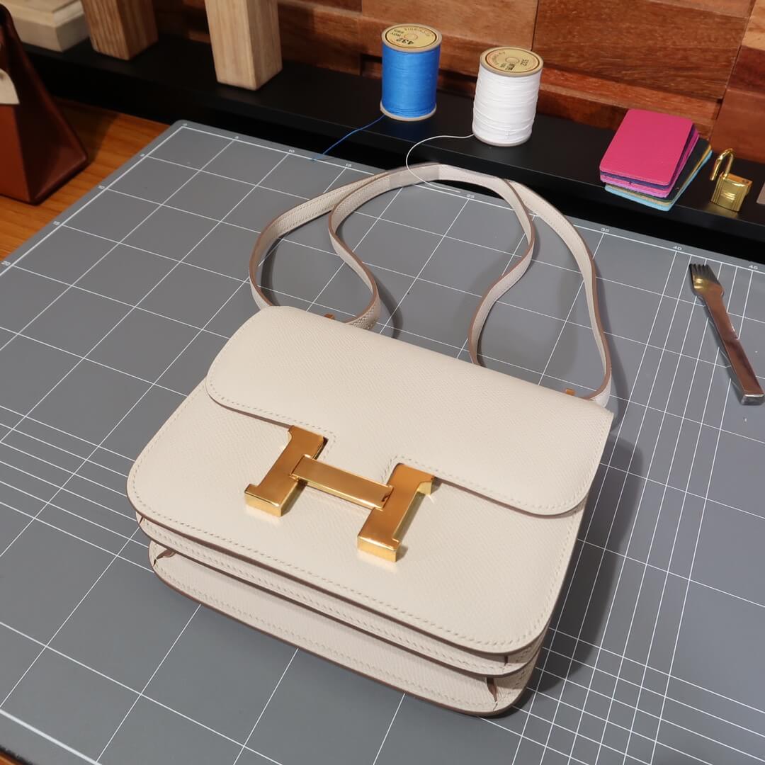 Constance: Milkshake White