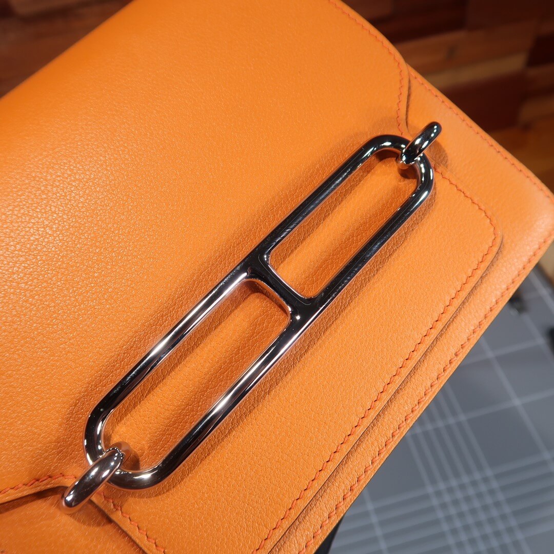 Roulis: Orange