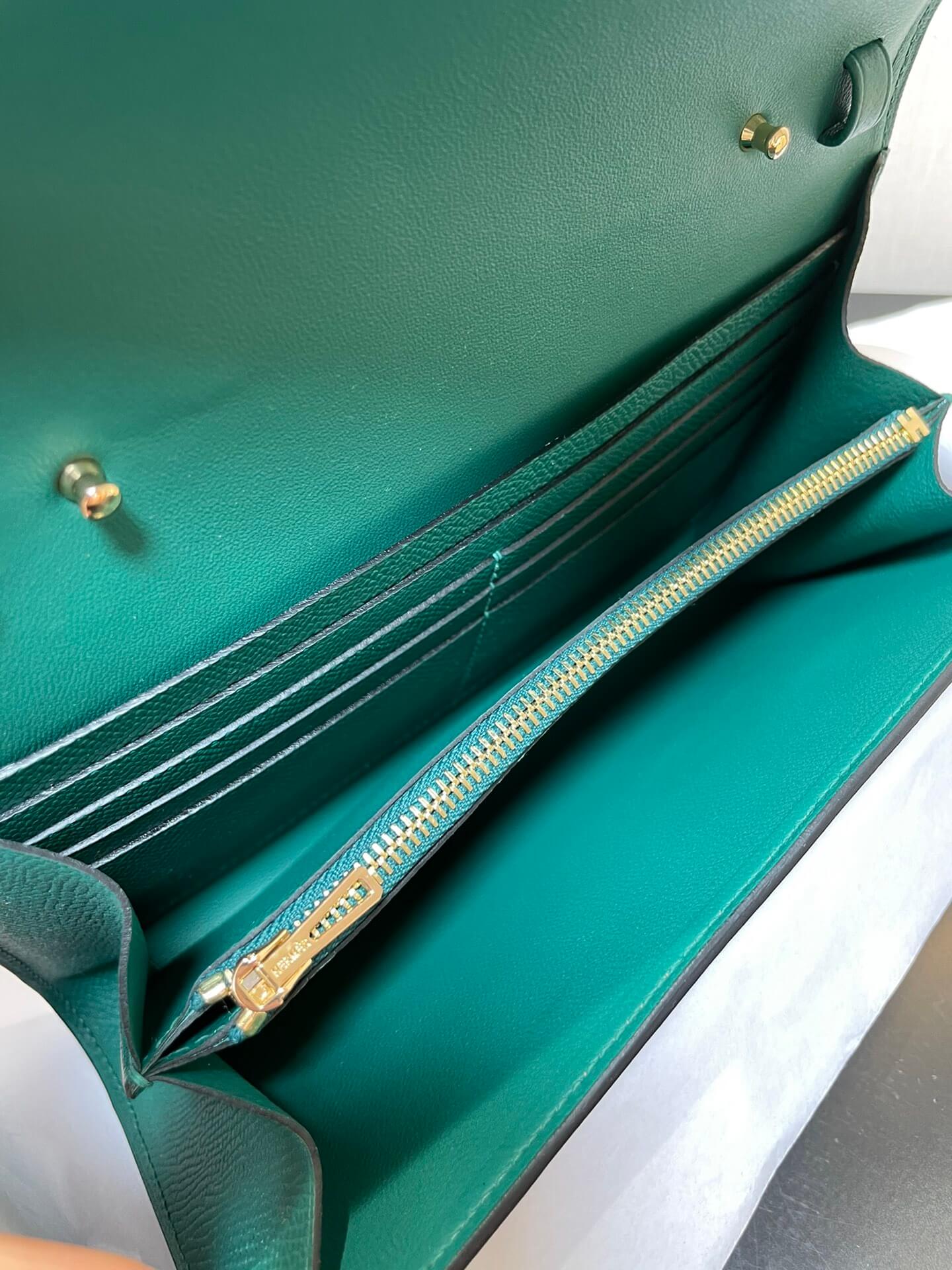 ConstanceTo Go: Malachite Green