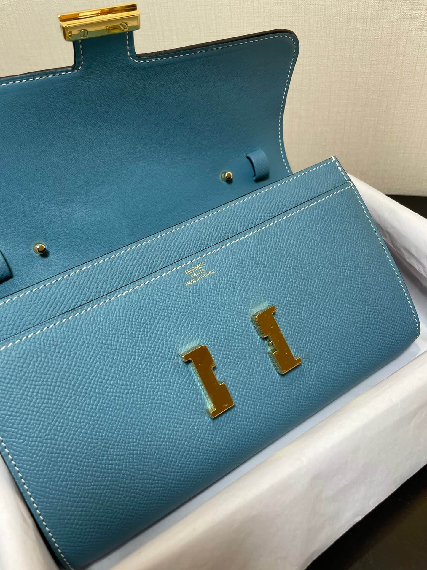 ConstanceTo Go: denim blue