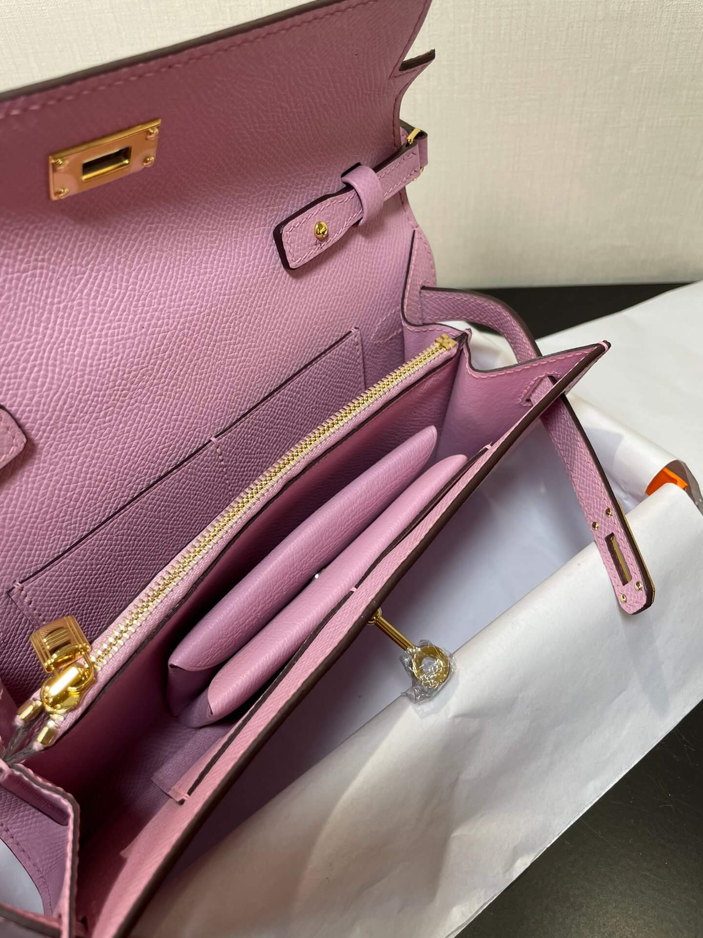 kelly woc: mallow purple