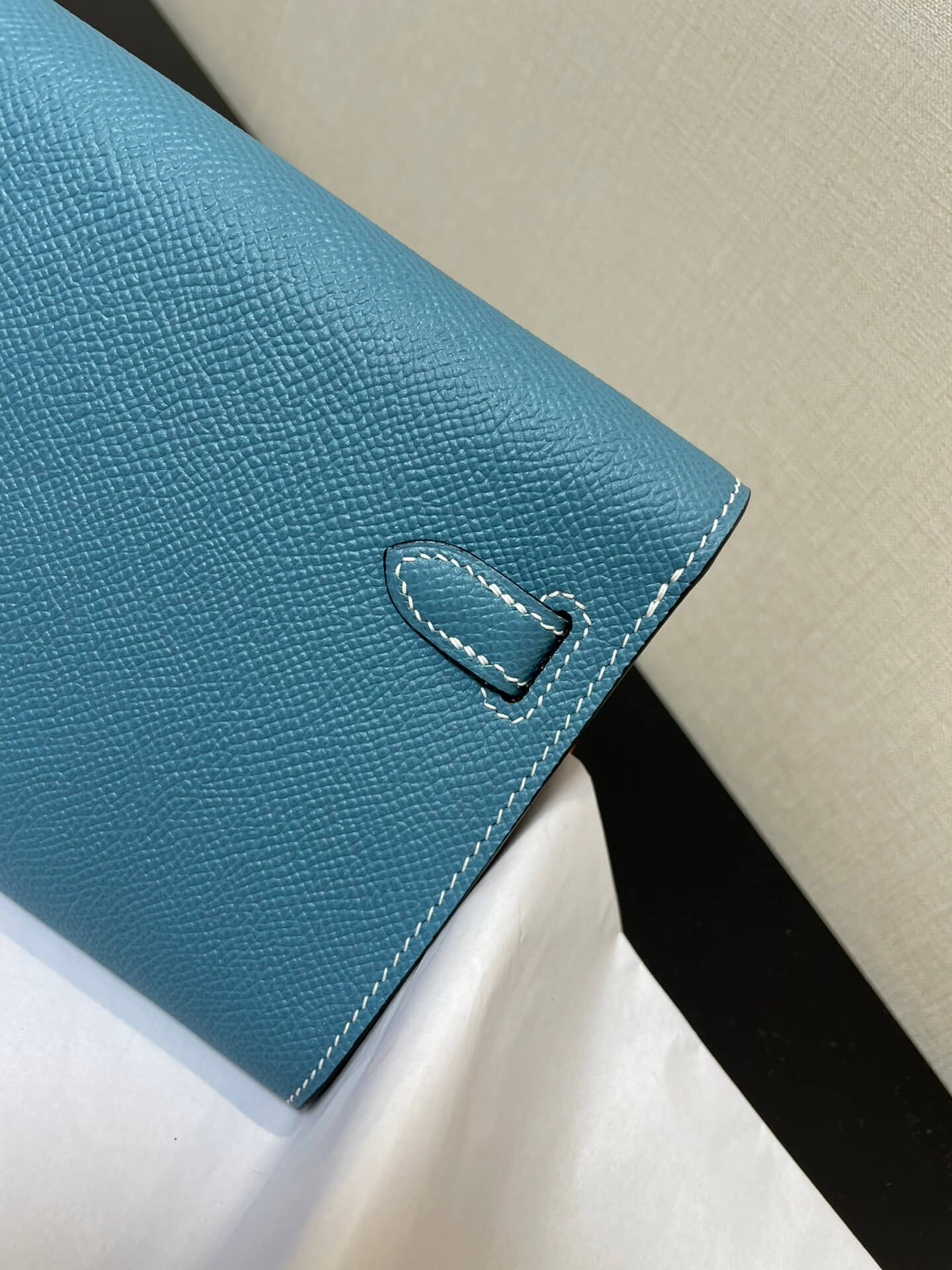 kelly woc: denim blue