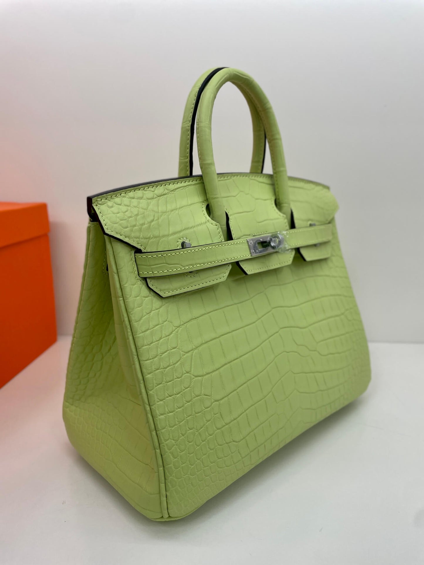 25 Imported matte crocodile sprout green three skins made of handmade wax thread👛👛