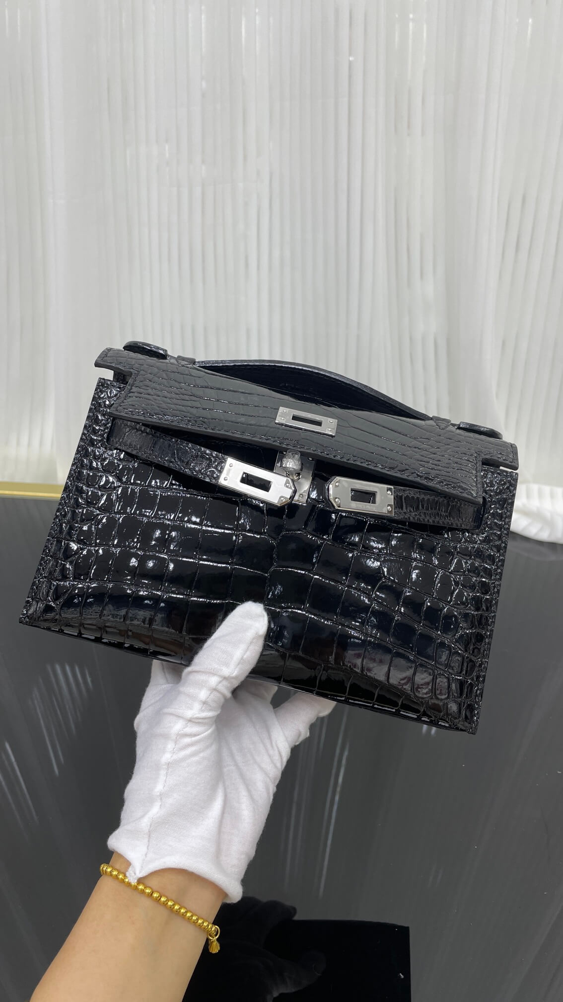 first generation 22 Cm high-gloss crocodile leather hand-sewn wax thread💕