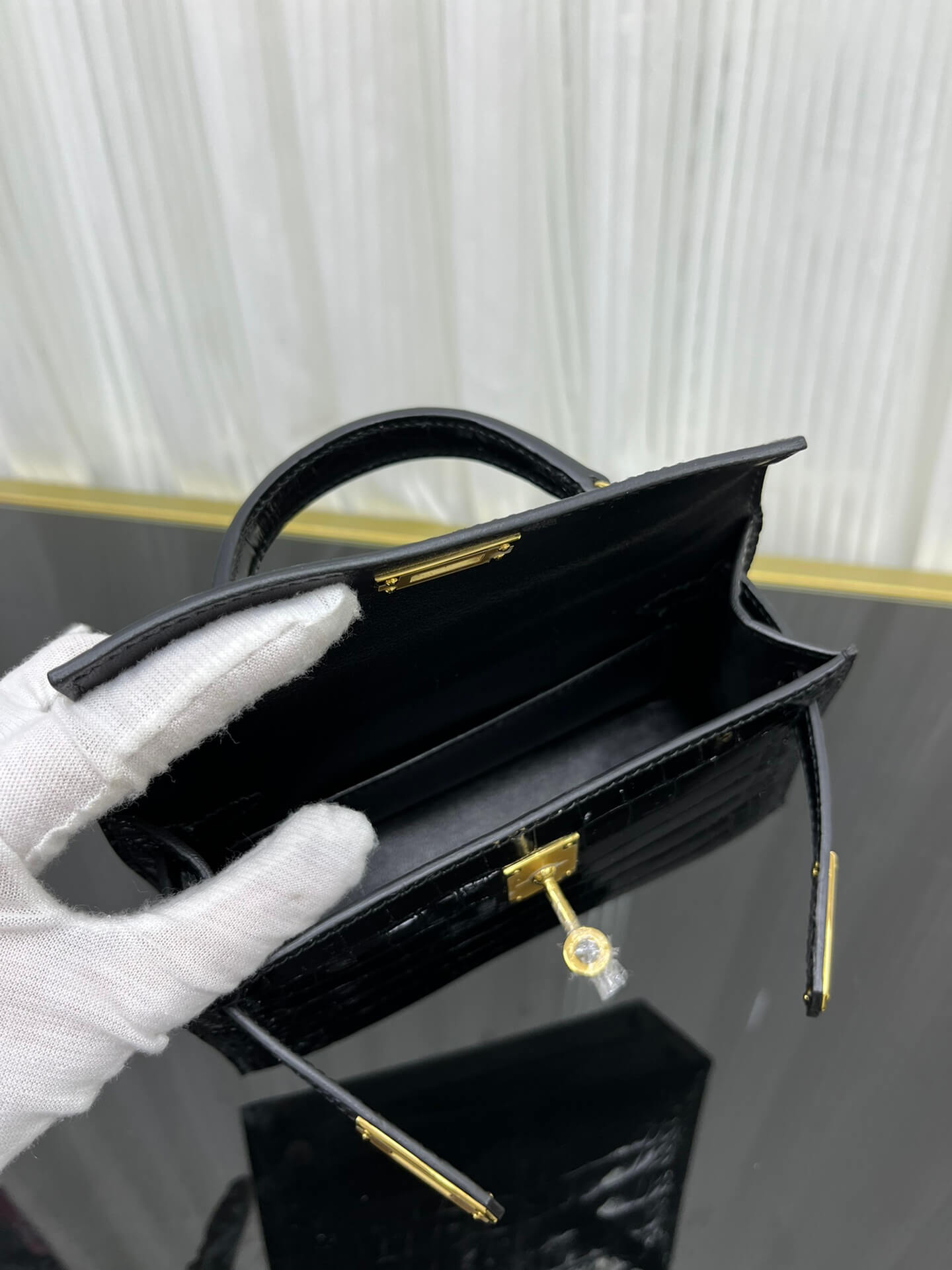 Imported American high-gloss crocodile leather second generation 19cm hand-stitched wax thread💕