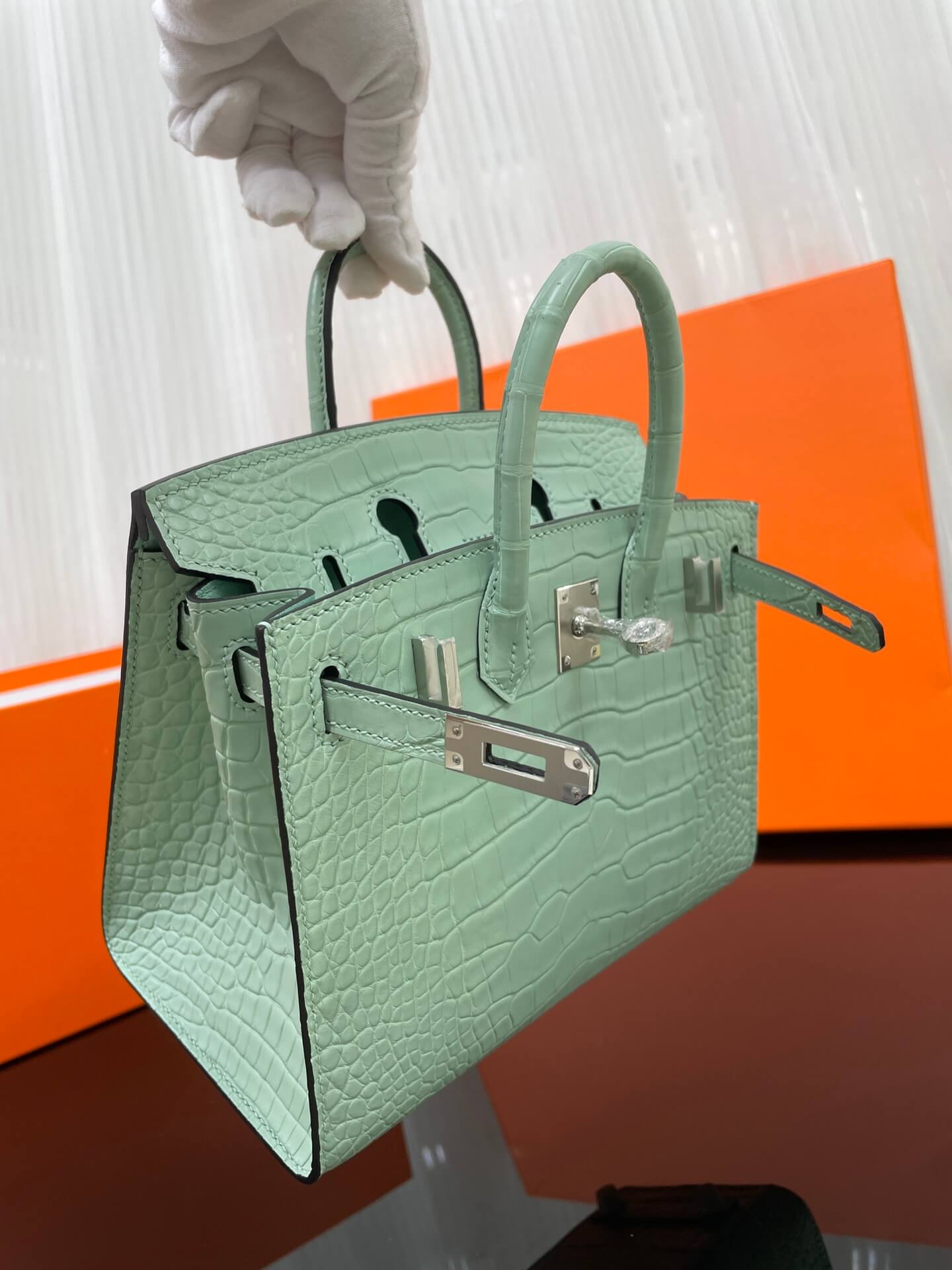 The latest 🆕Birkin20 imported American crocodile leather matte on the outside seam, hand-sewn wax thread🔥