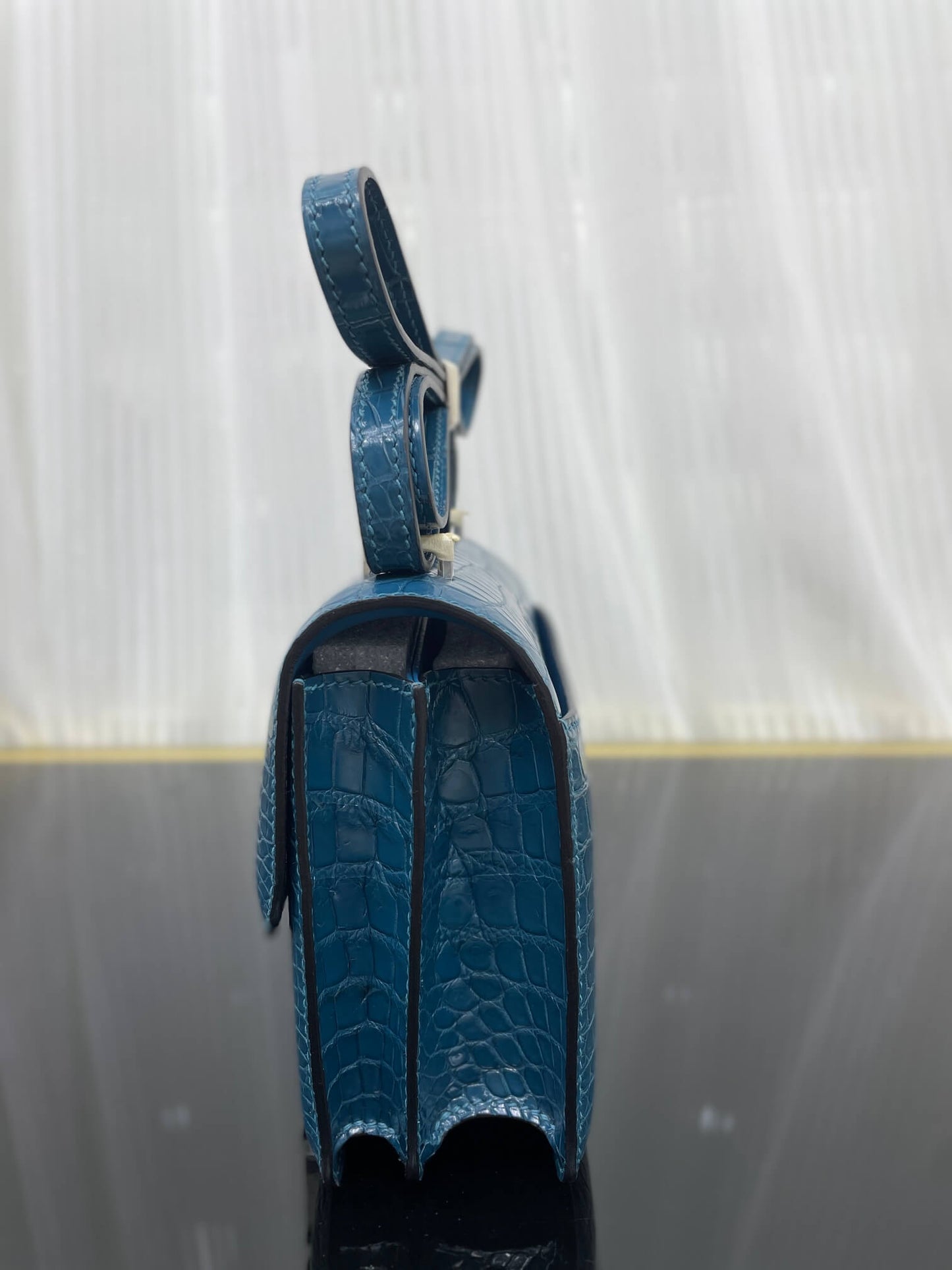 Imported matte crocodile Kangkang 19cm, hand-stitched with wax thread💕