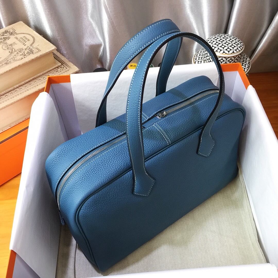 H Victoria Victoria: denim blue