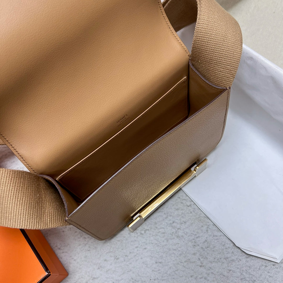 Geta 20cm chevre: milk tea
