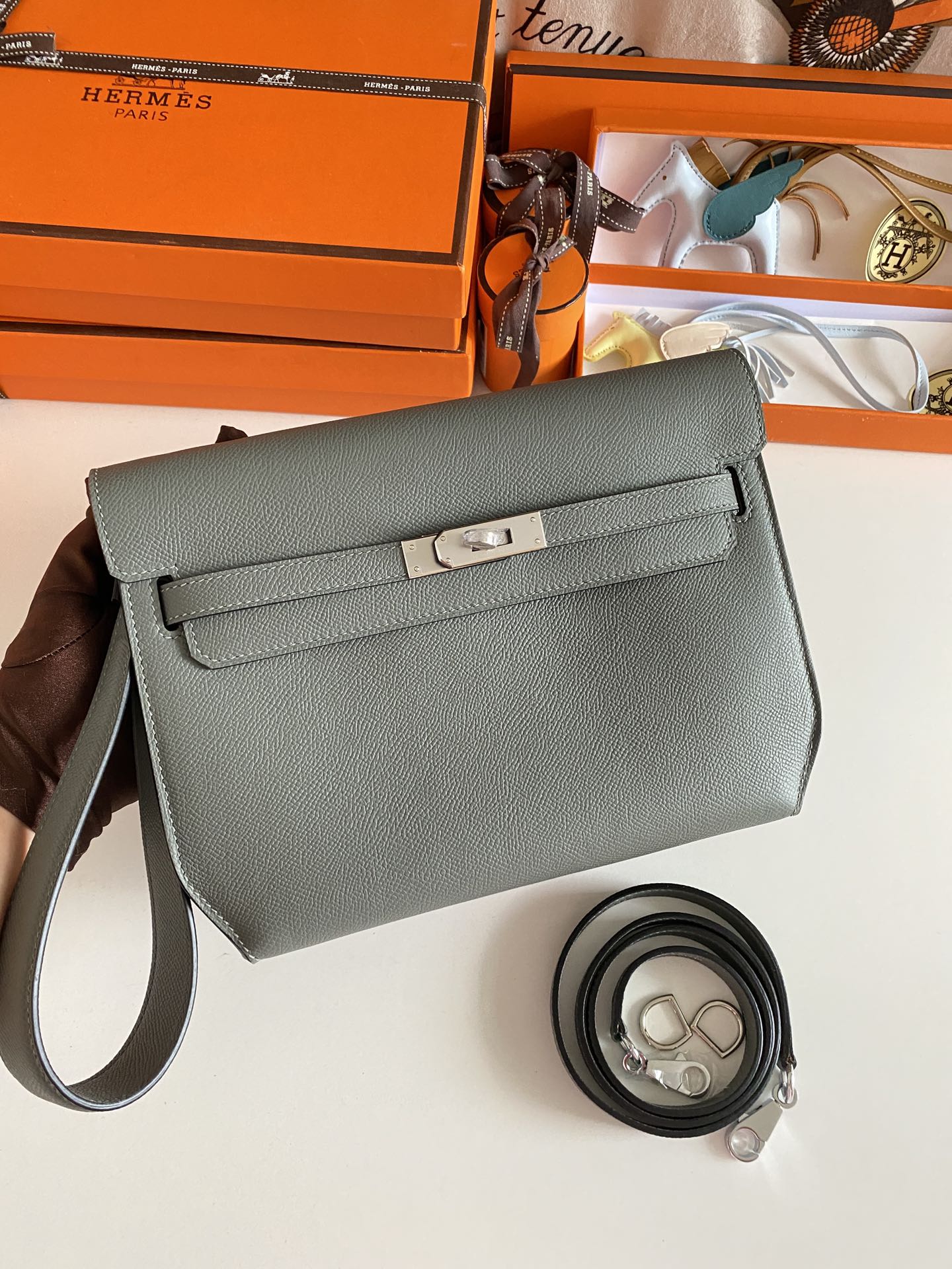 Kelly Depeches 25cm: Almond Green