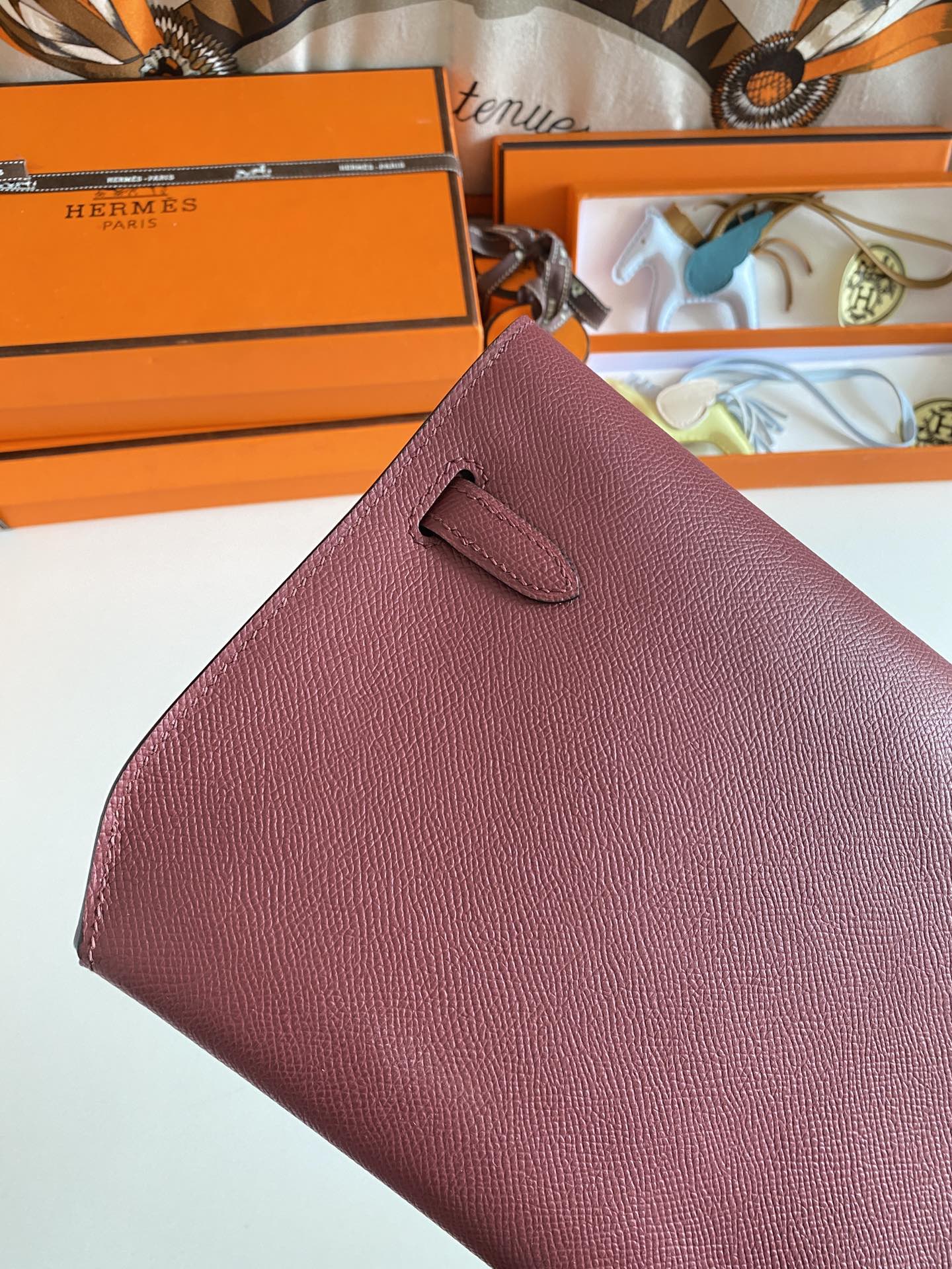 Kelly Depeches 25cm: Burgundy