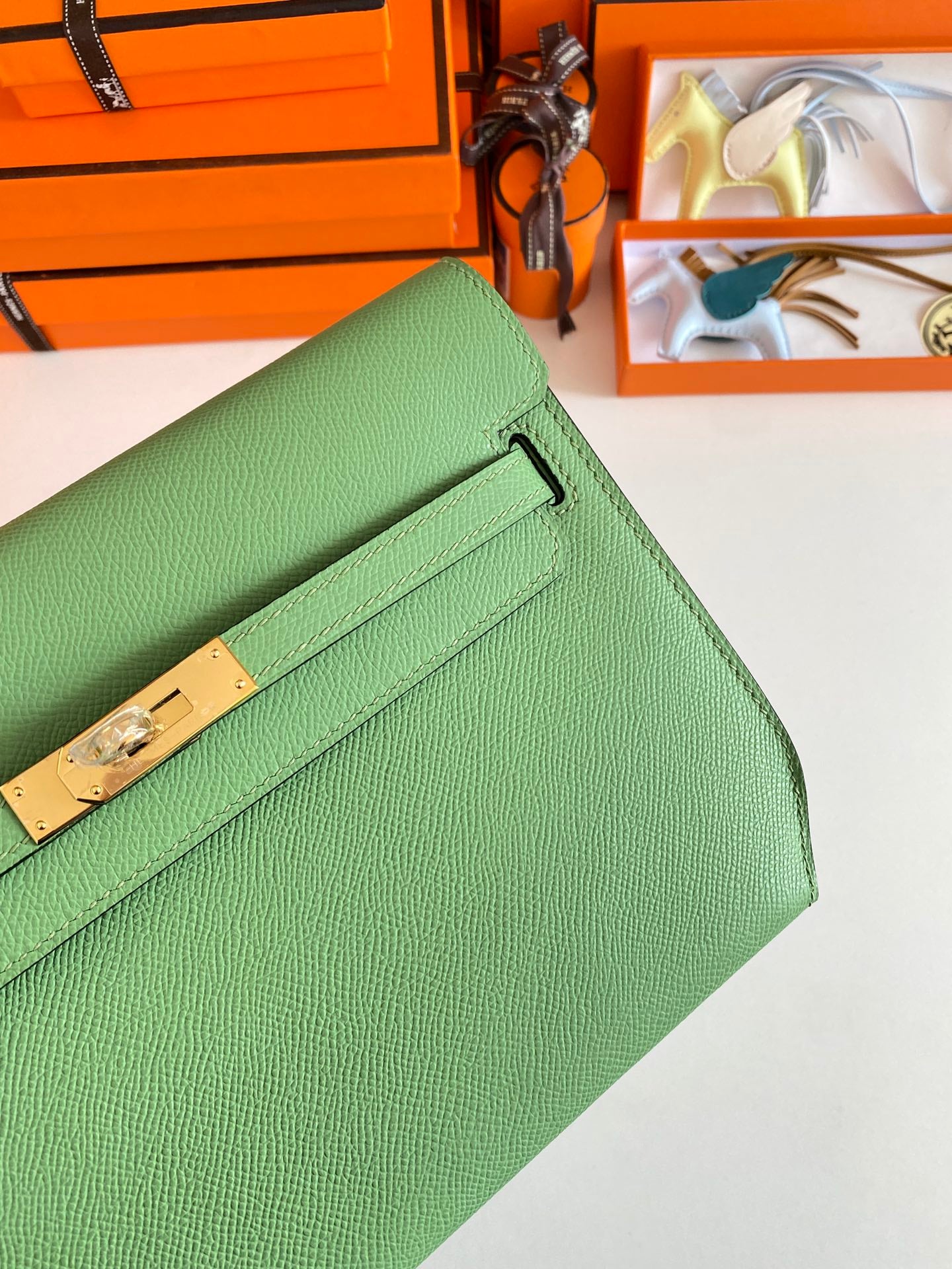 Kelly Depeches 25cm: Avocado Green