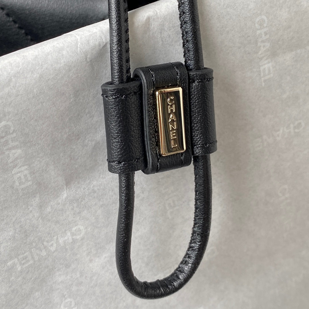 ✨✨Really fragrant🌺Chanel's new 23B backpack, AS4342 💜Unlock multiple carrying methods