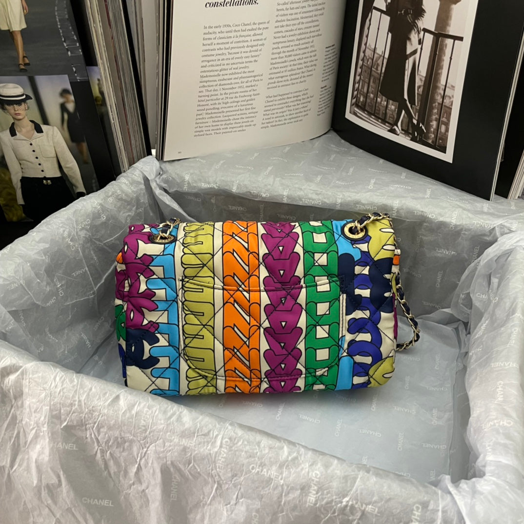 CHANEL ๐ฏ21k Chanel Autumn/Winter series burst rainbow printing CF style,