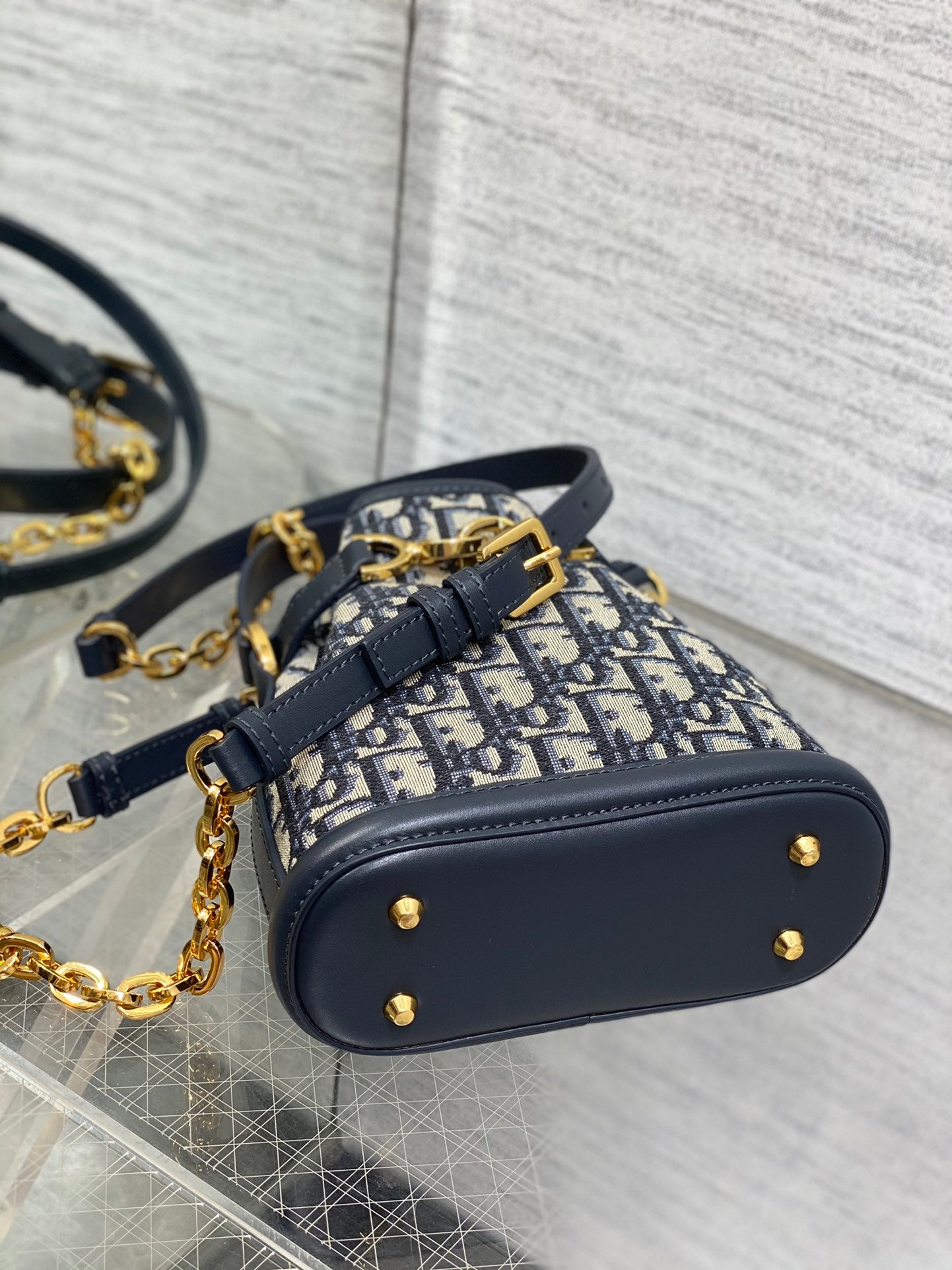 The latest Dior bucket bags are in stock‼ ️