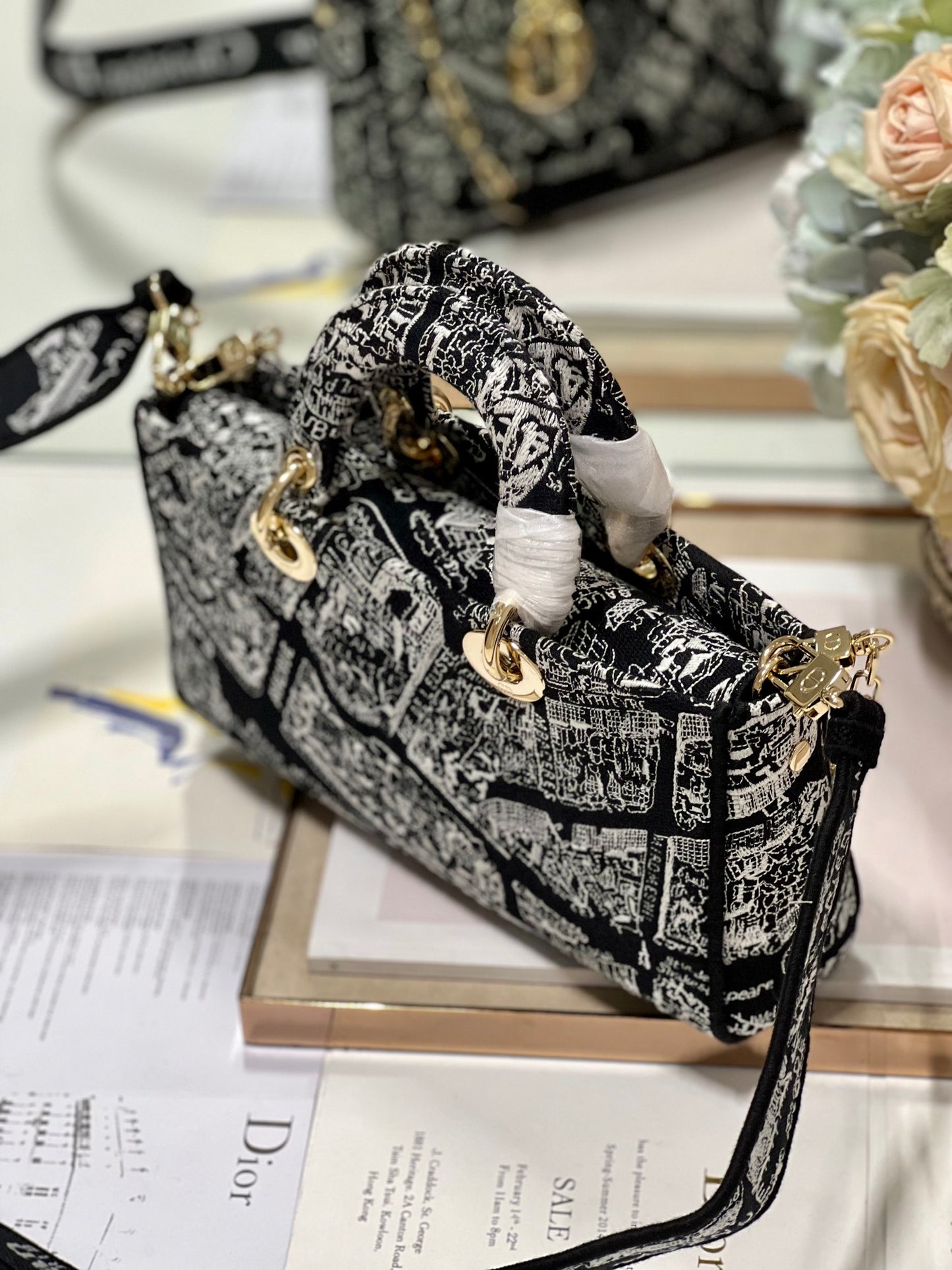 LADY D-JOY Embroidered Bag "Black Paris"