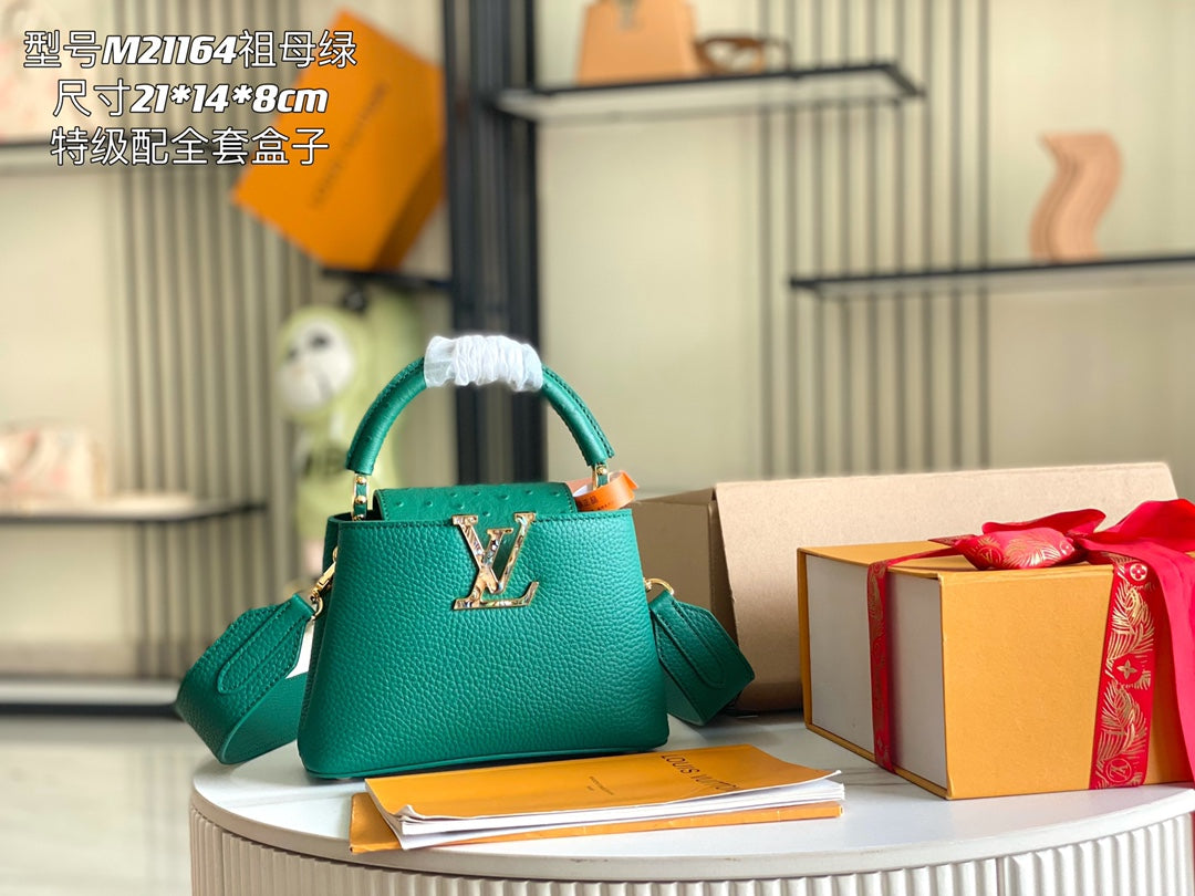【Premium boutique original leather 💋 M21164 emerald with ostrich shell buckle】