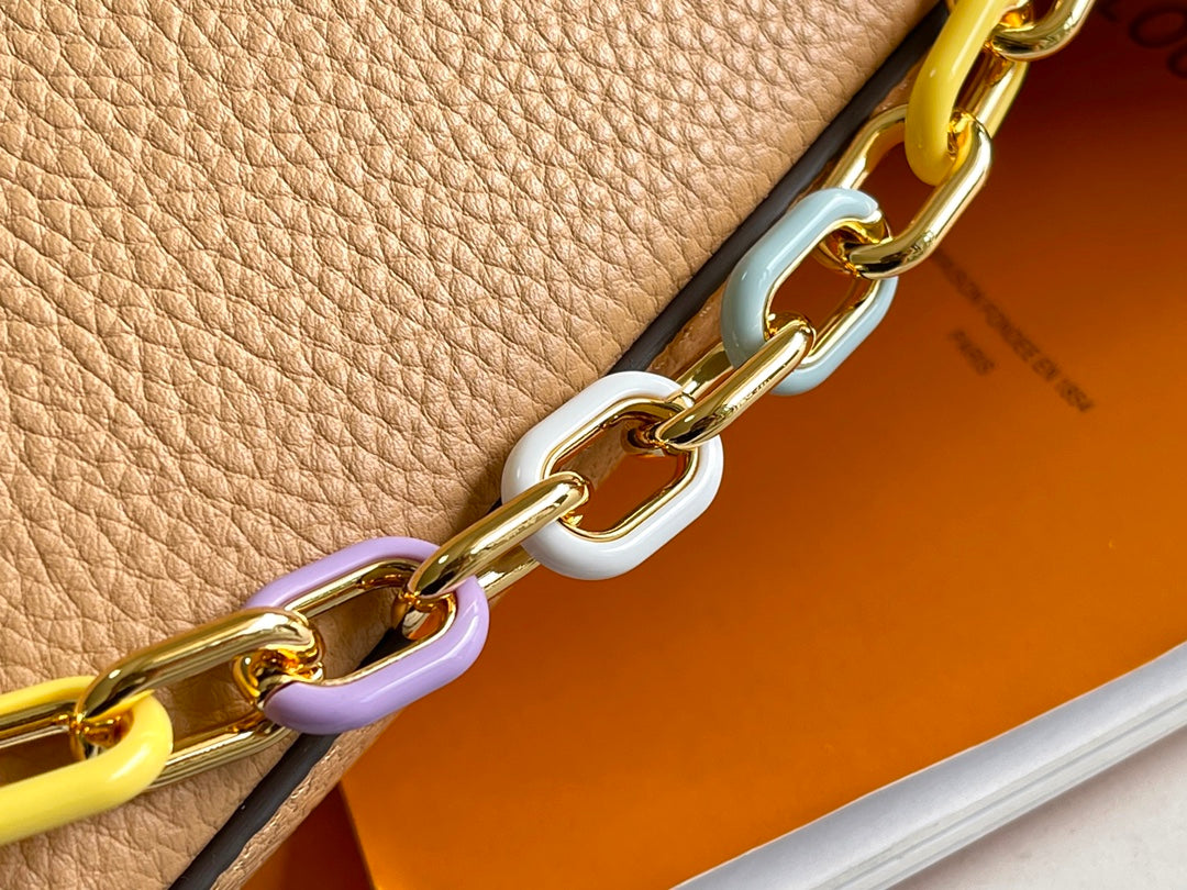 【Premium boutique original leather M21641💋M21798 soil gold buckle chain】