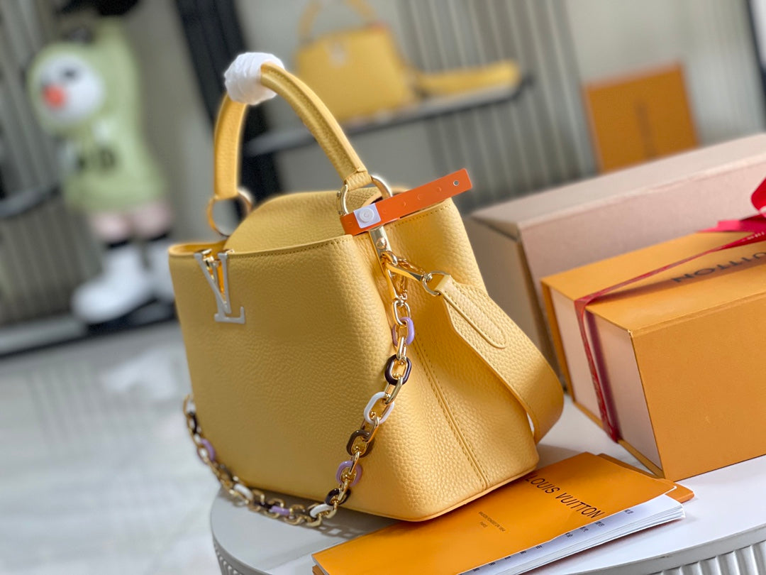 【Premium boutique original leather 💋M21798 chick yellow gold buckle】