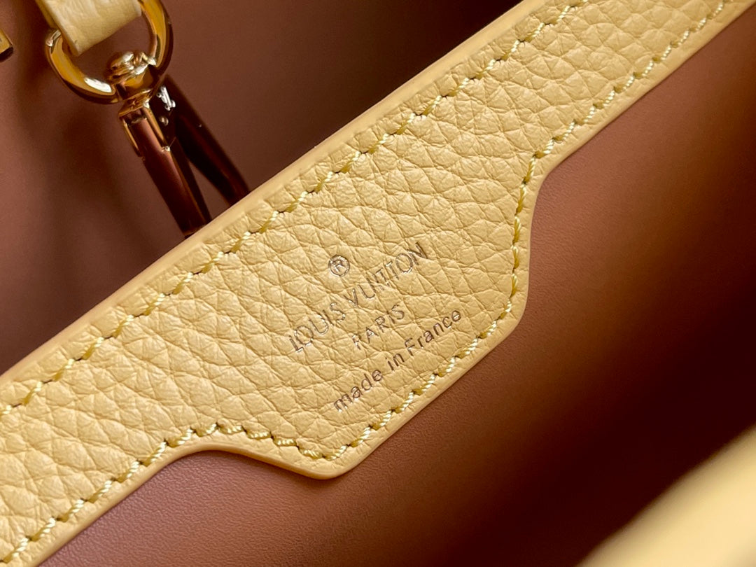 【Premium boutique original leather 💋M21798 chick yellow gold buckle】