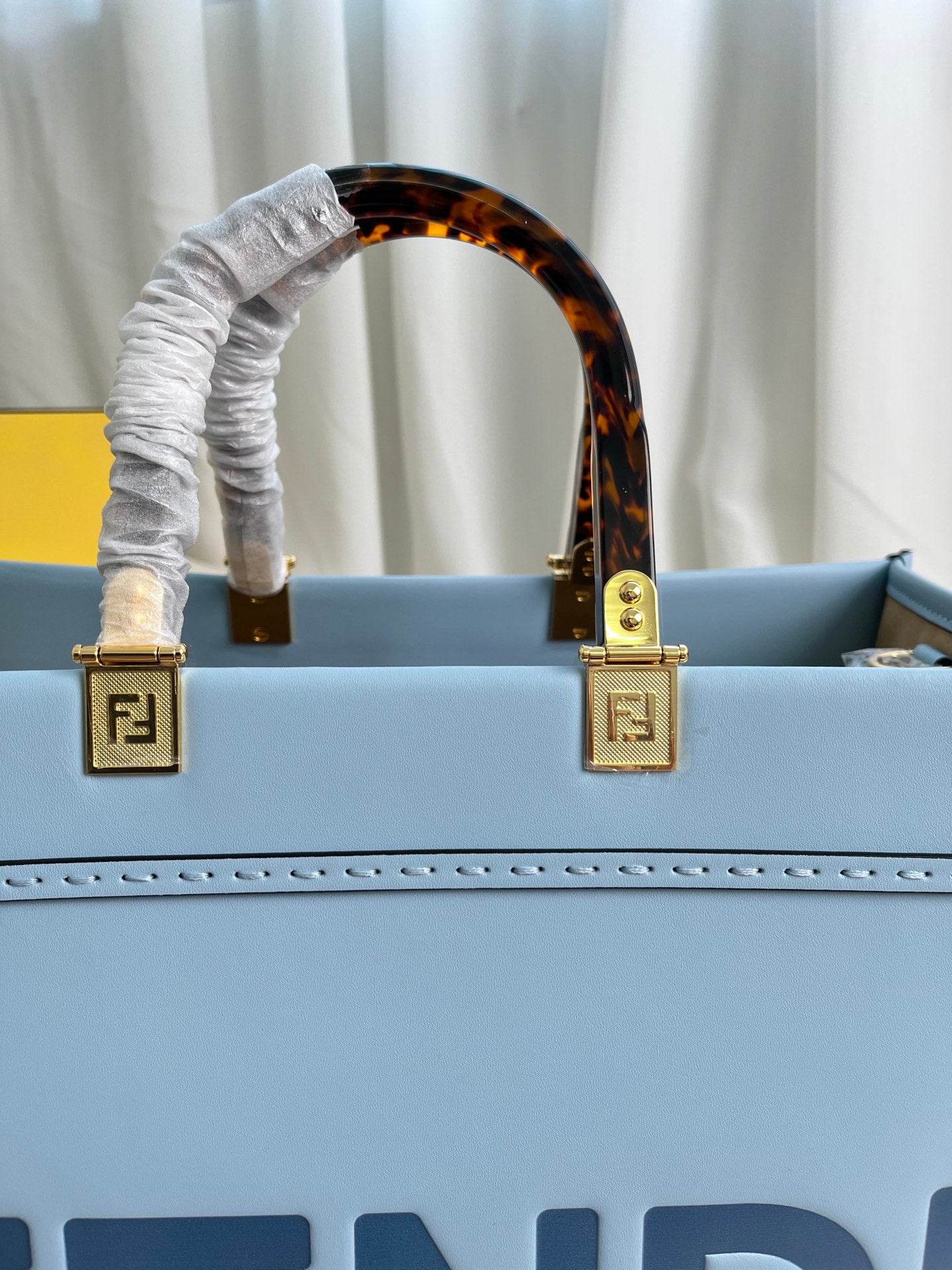 Fendi Medium Sunshine Shopping Tote