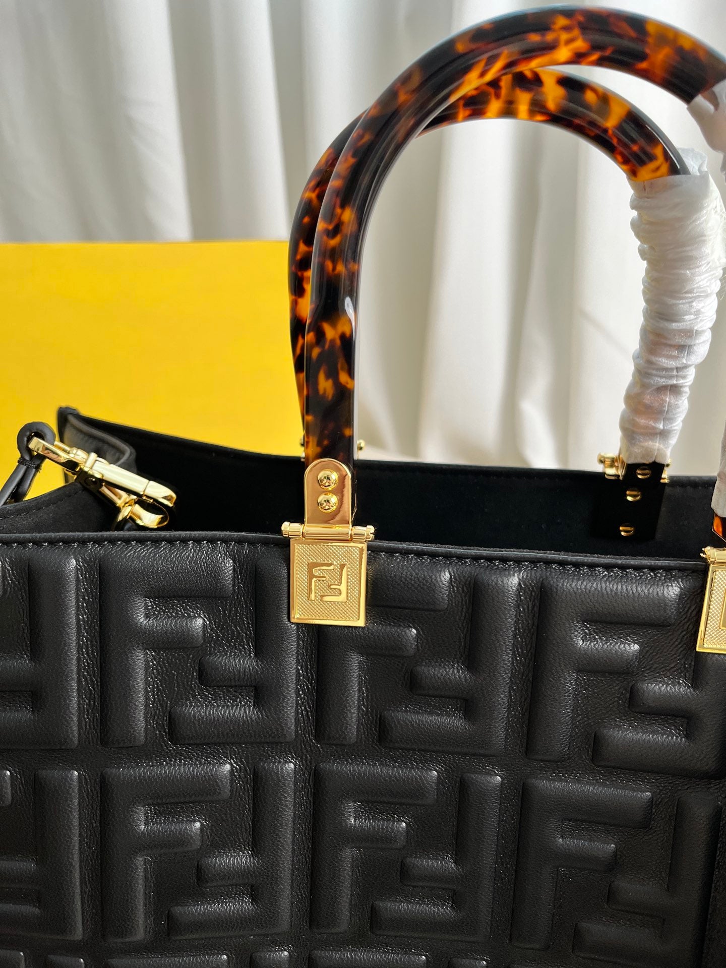 Fendi Medium Sunshine Shopping Tote Leather tote bag more details