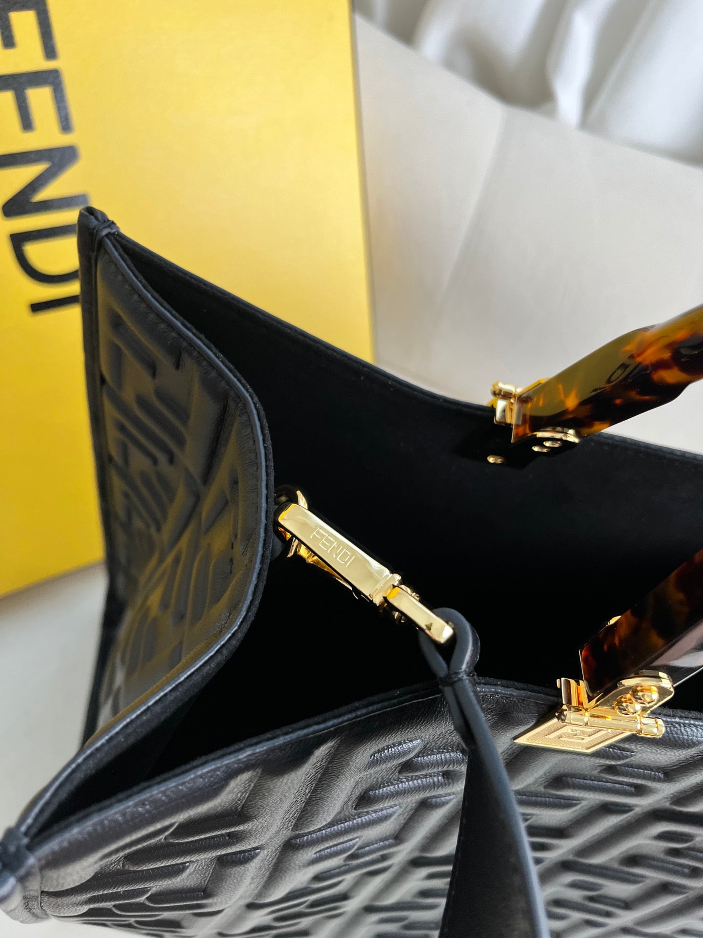 Fendi Medium Sunshine Shopping Tote Leather tote bag more details