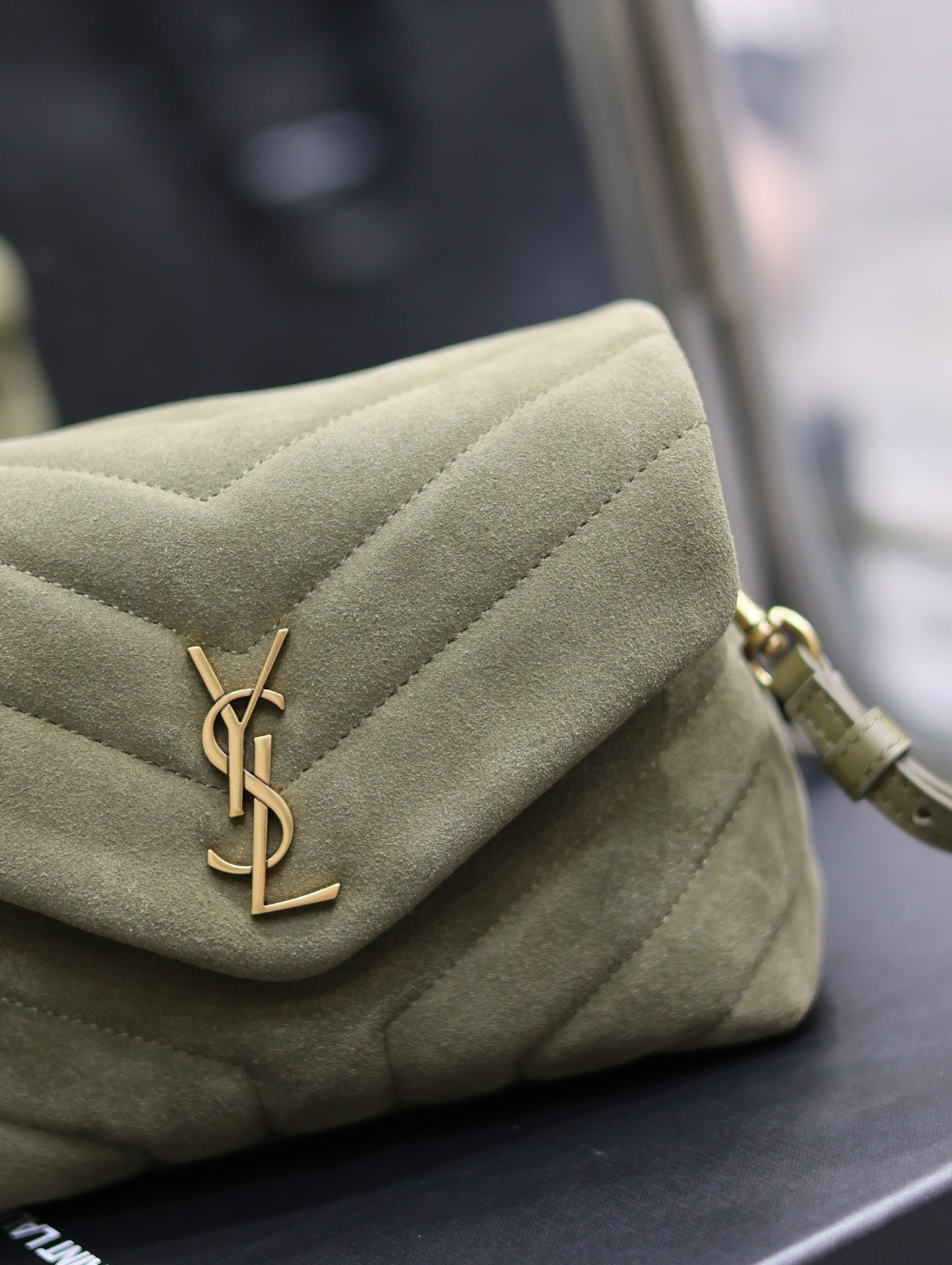 Loulou_ Army Green Nubuck