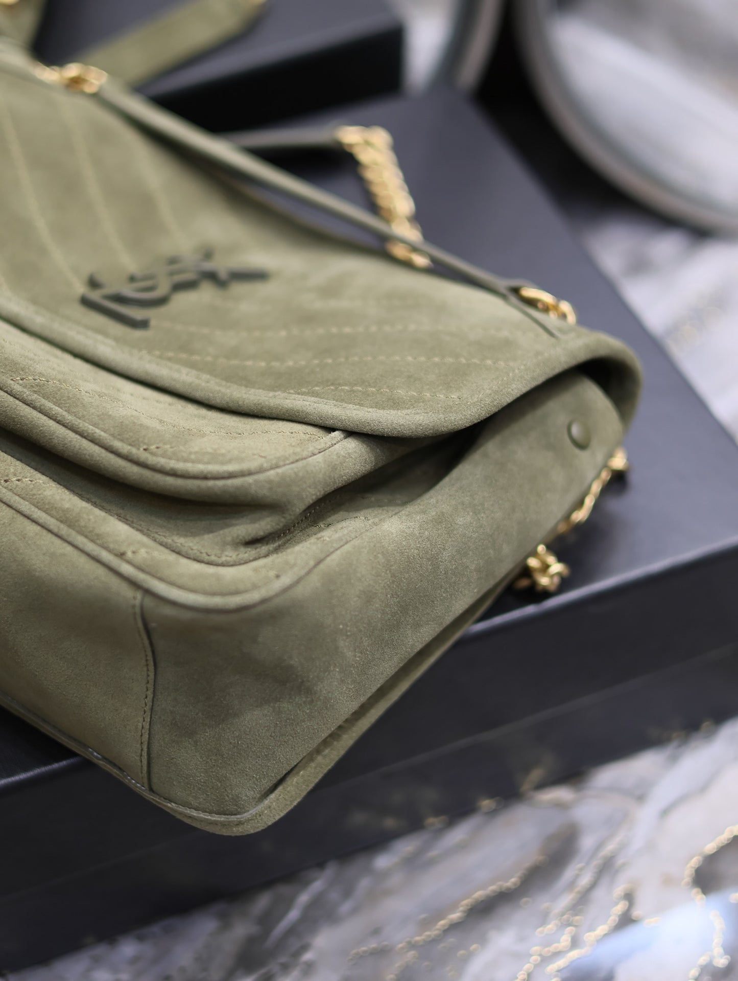 Niki_Army Green Nubuck Leather Model: 498894
