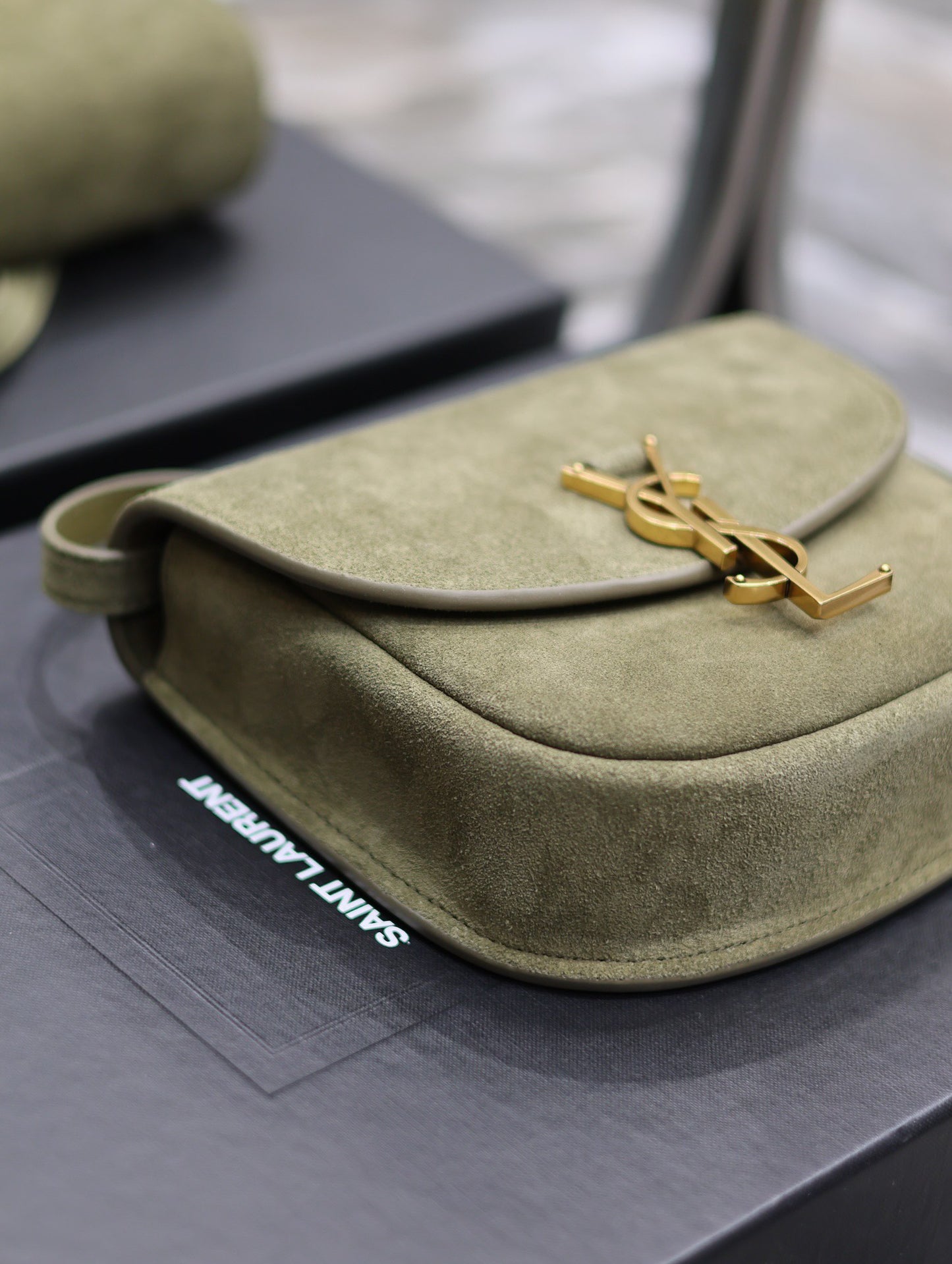 Kaia small_Army Green Matte Model: 619740