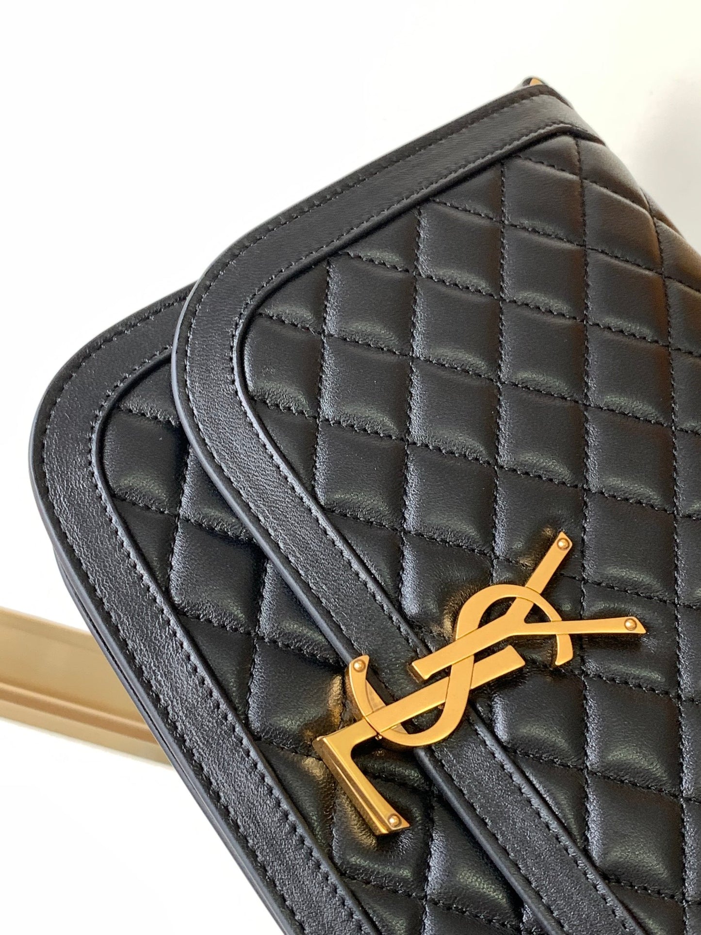 【Original Leather】【SOLFERINO Quilting】Model: 733704